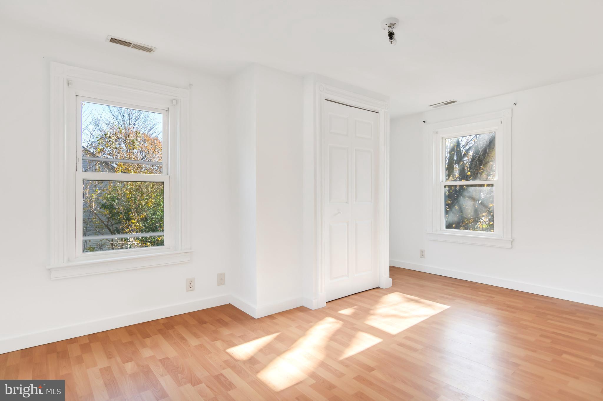 ROCK HALL - Residential