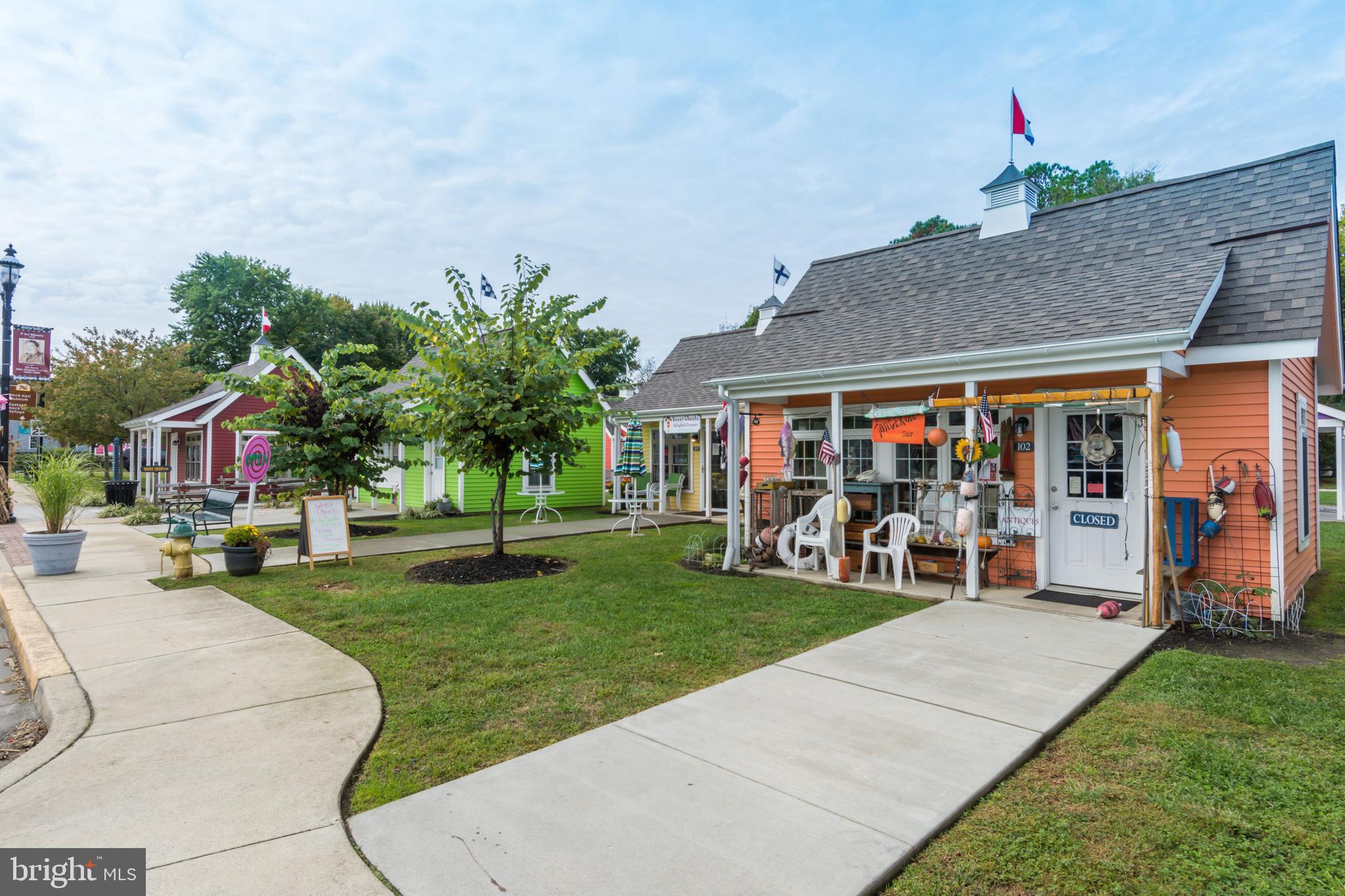 ROCK HALL - Residential