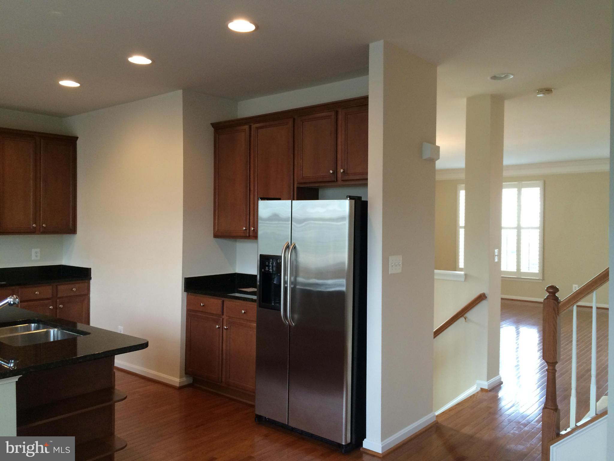 BROADLANDS SOUTH - Residential Lease