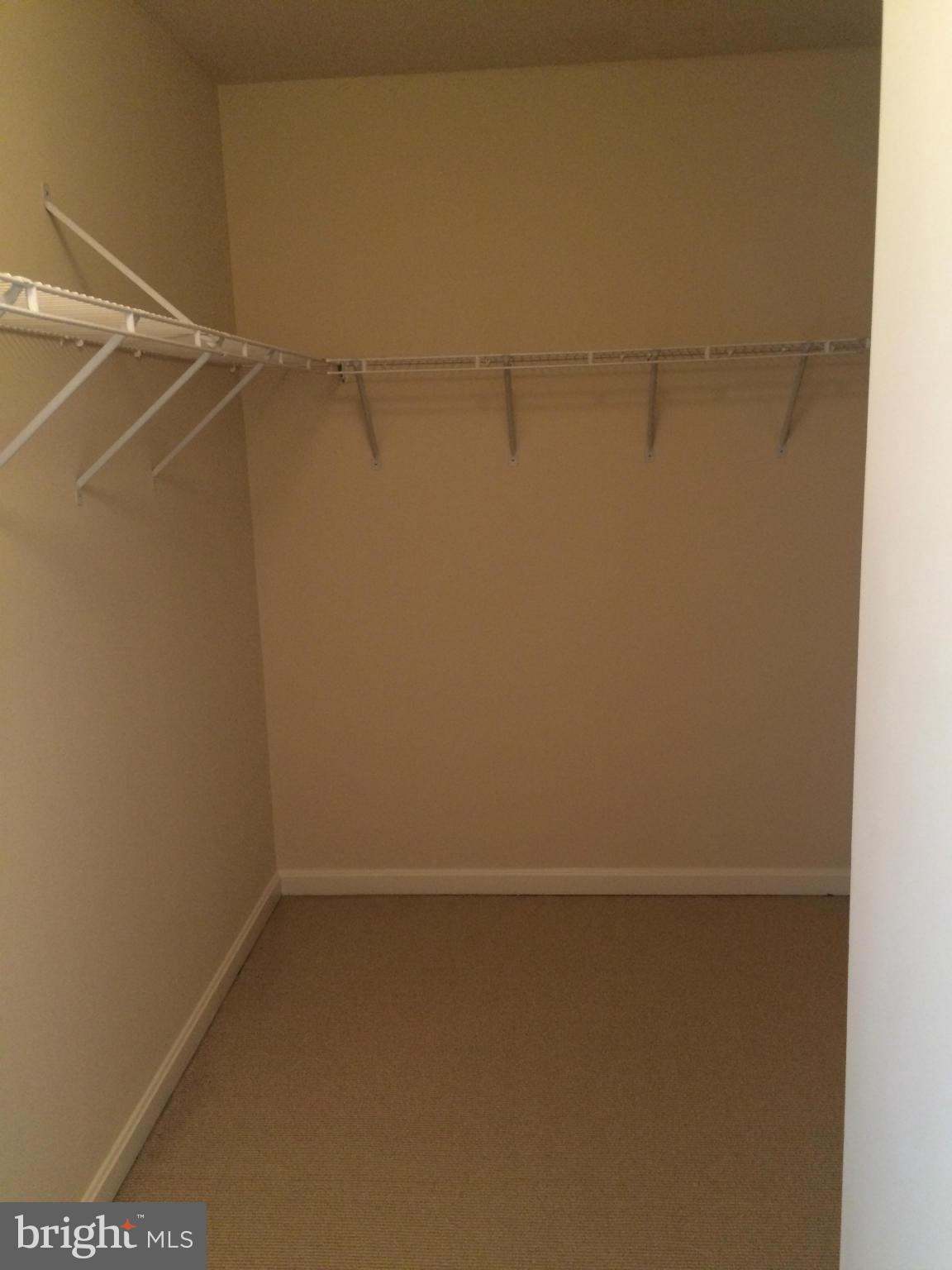 BROADLANDS SOUTH - Residential Lease