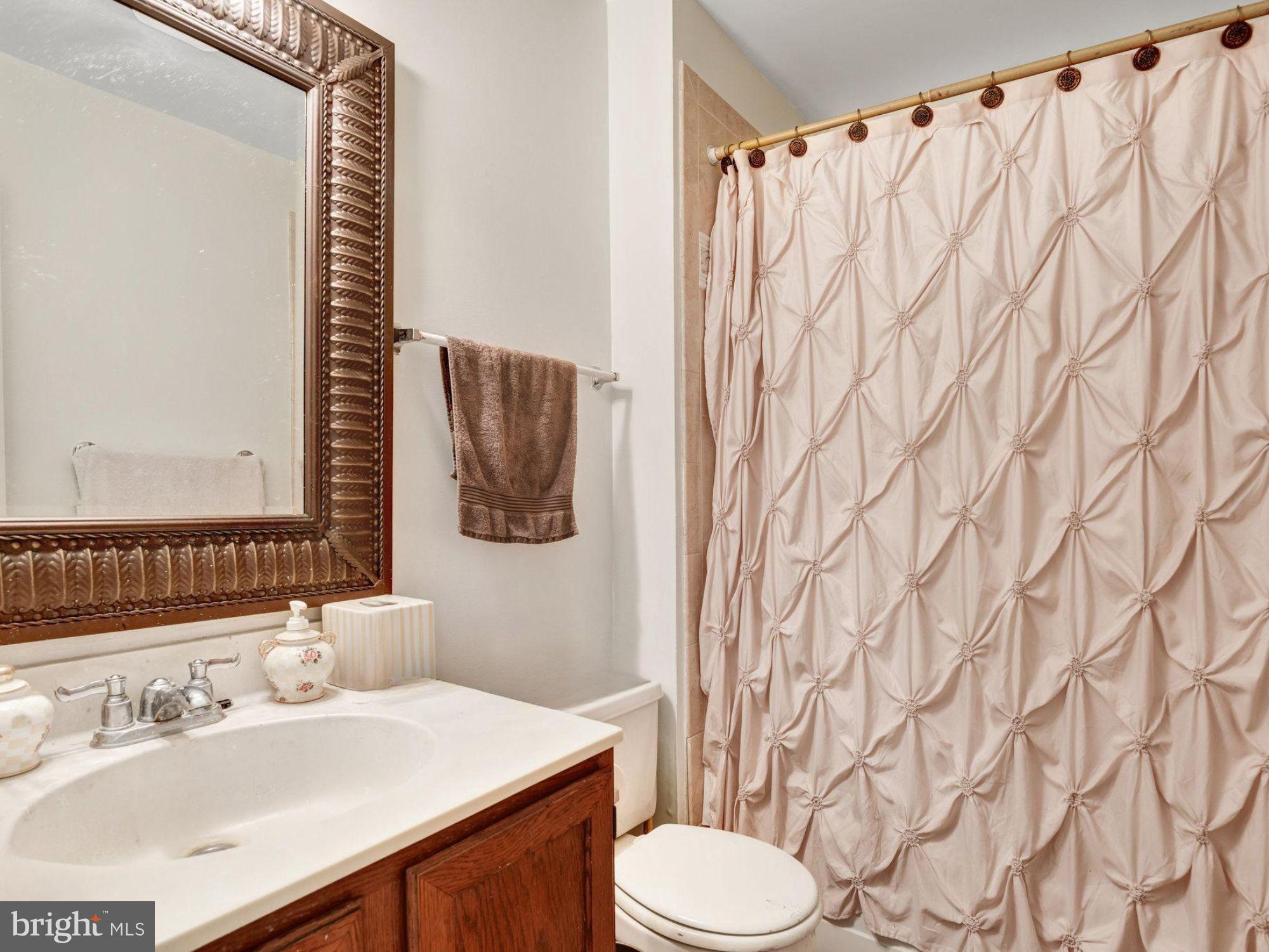 FAIR OAKS FARMS - Residential