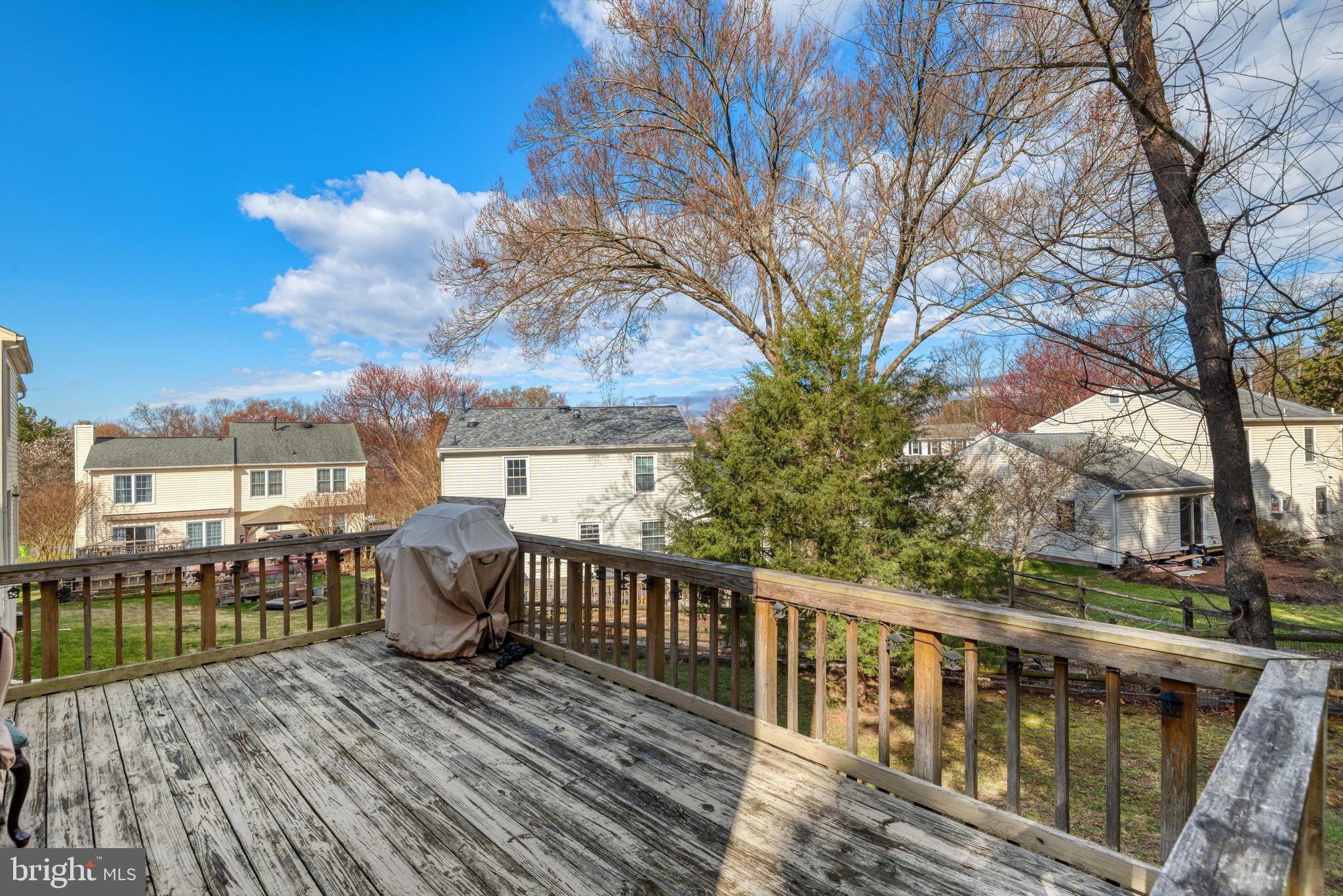 FAIR OAKS FARMS - Residential