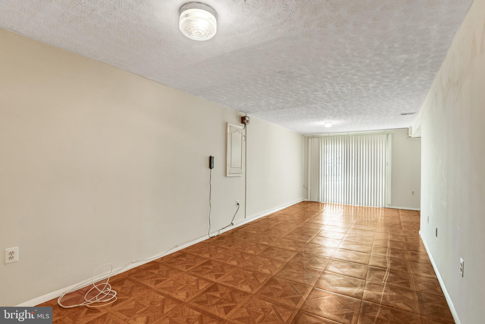 FAIR OAKS FARMS - Residential