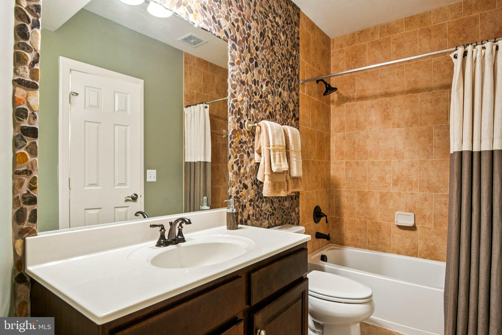 HARMONY VISTA - Residential