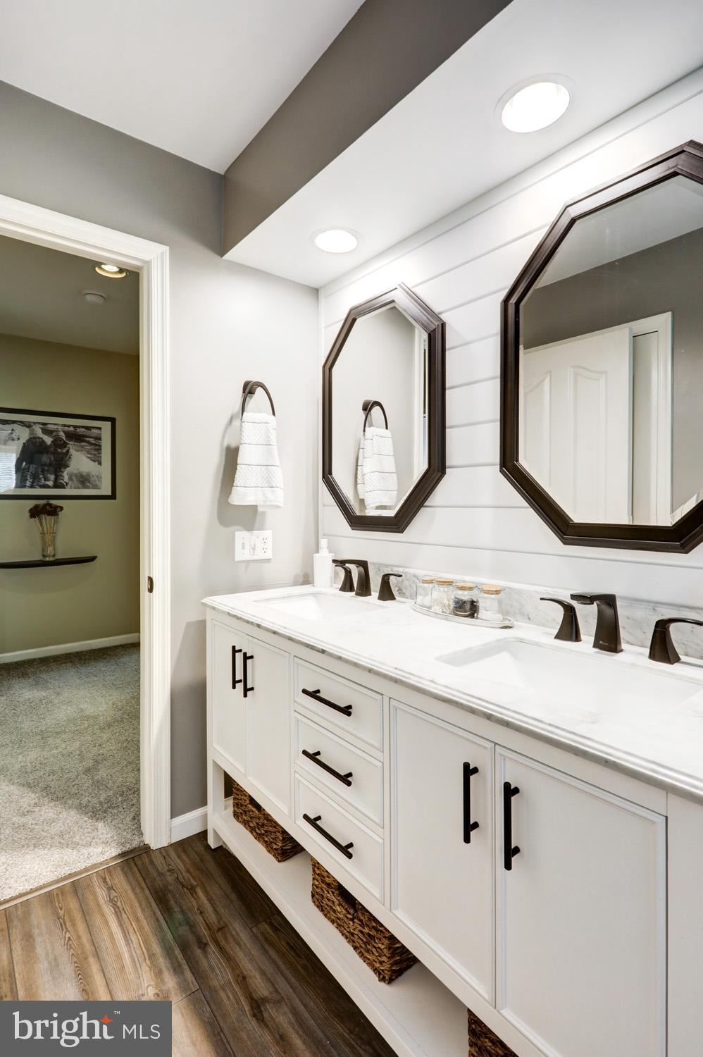 STRASBURG TWP - Residential