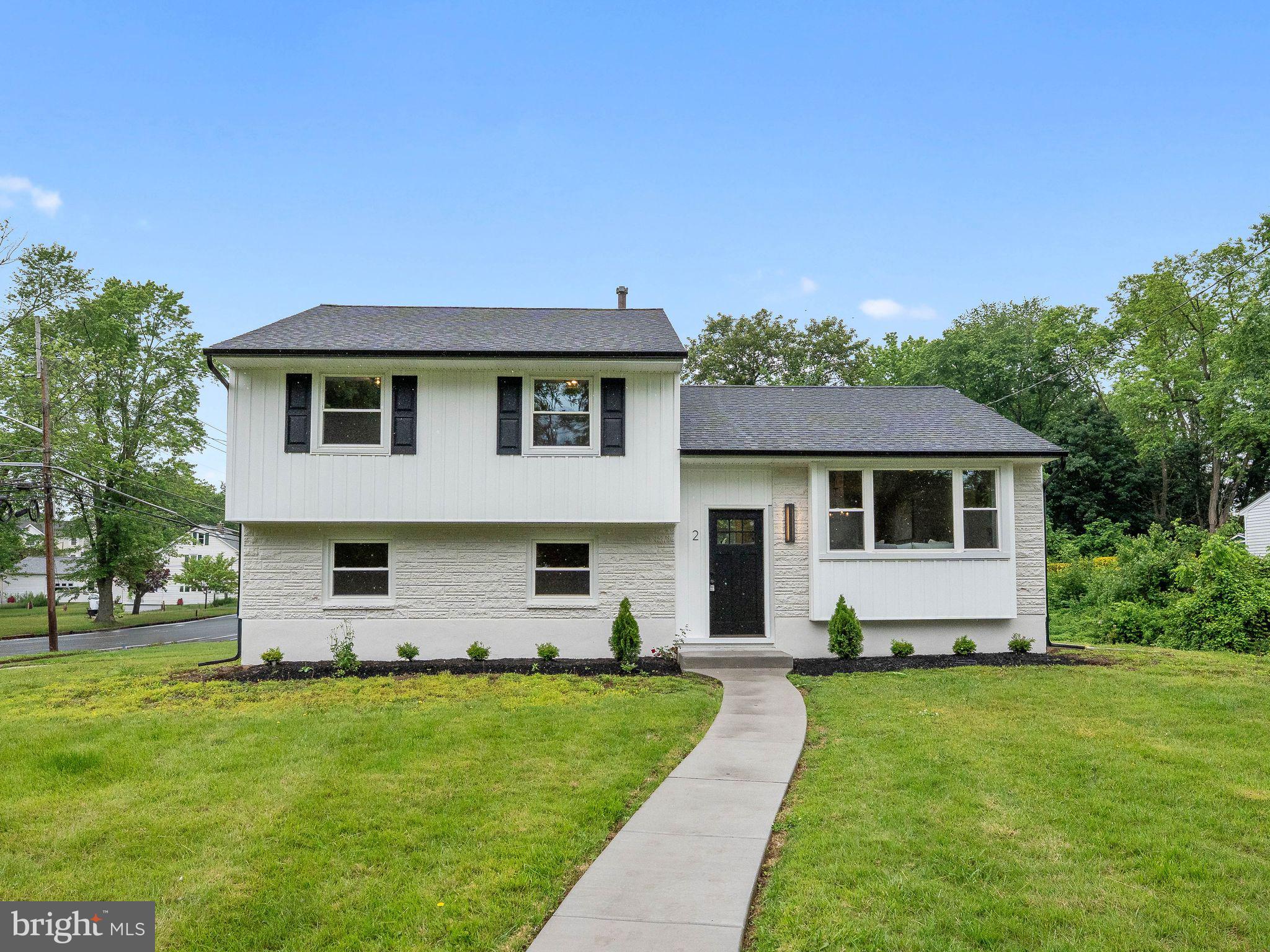 2 MANOR TERRACE