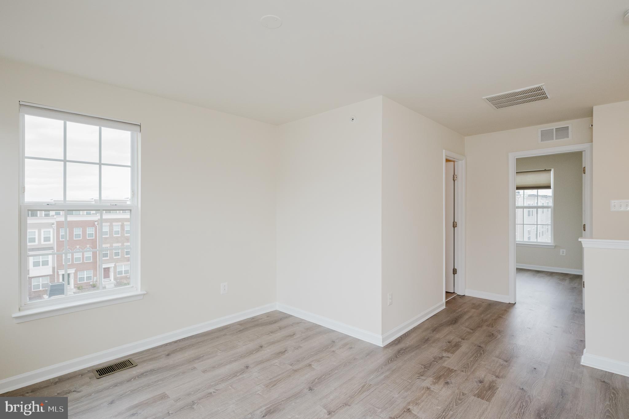 BRICK YARD STATION - Residential