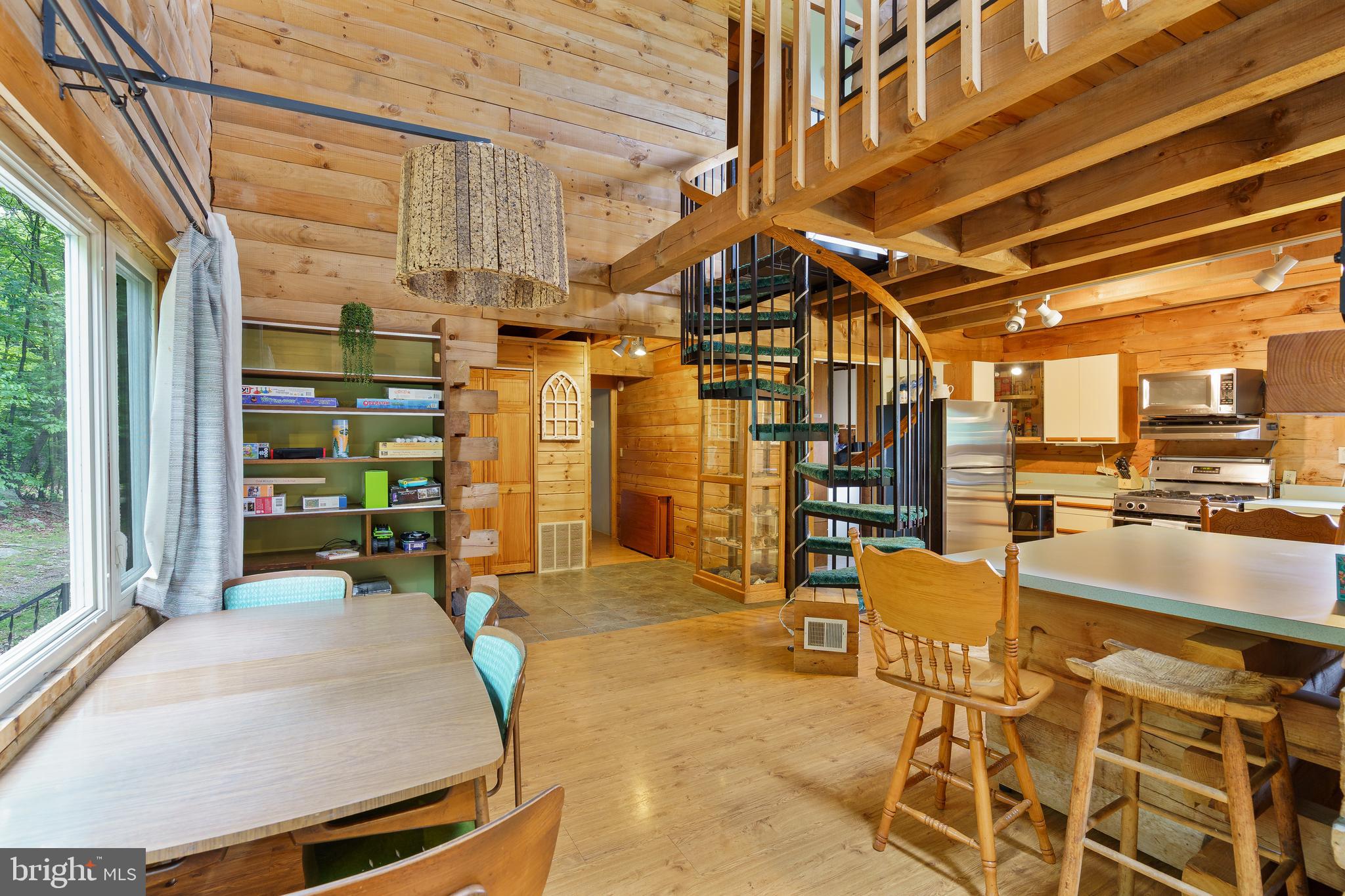 SPRUCE PINE HOLLOW - Residential