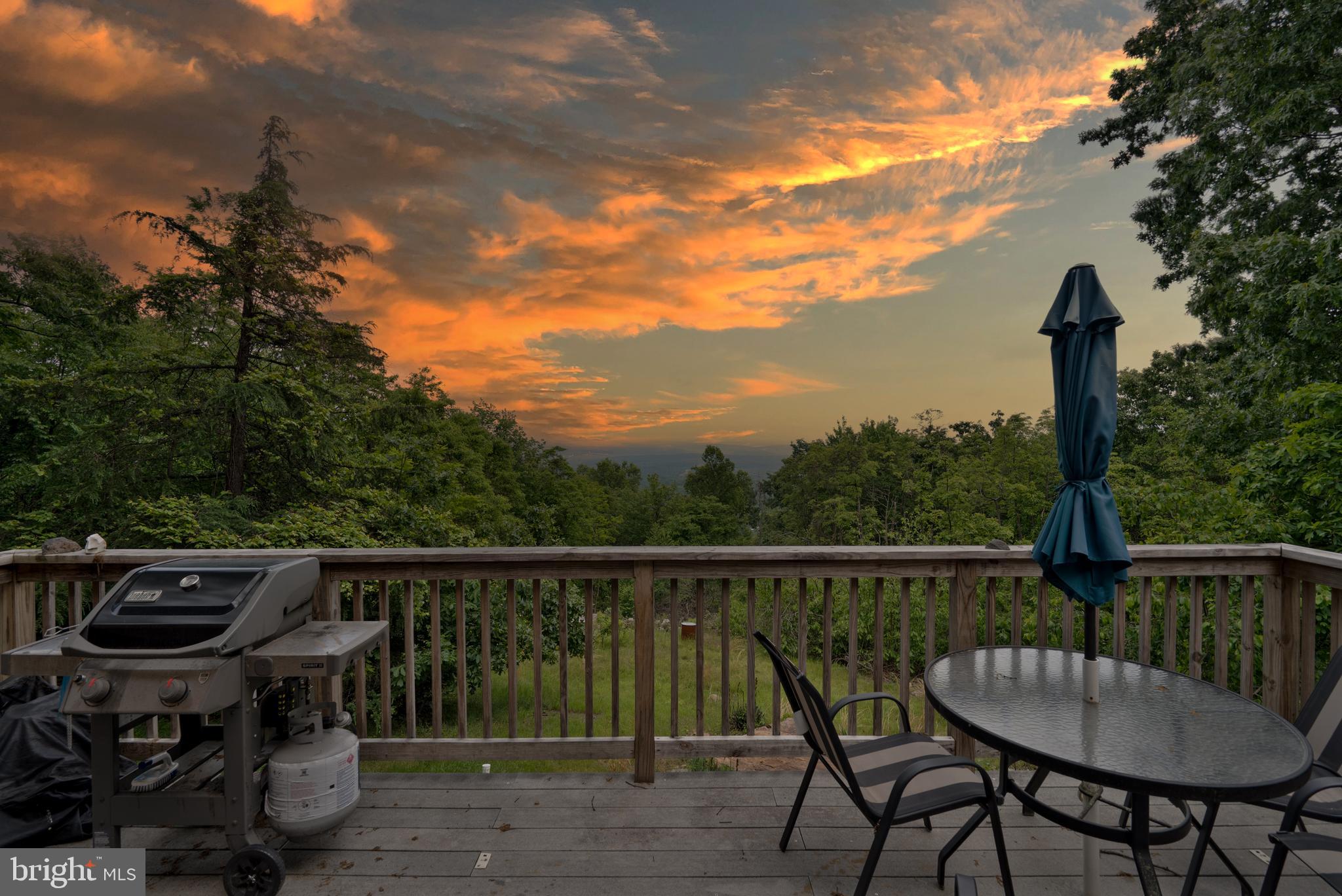 SPRUCE PINE HOLLOW - Residential