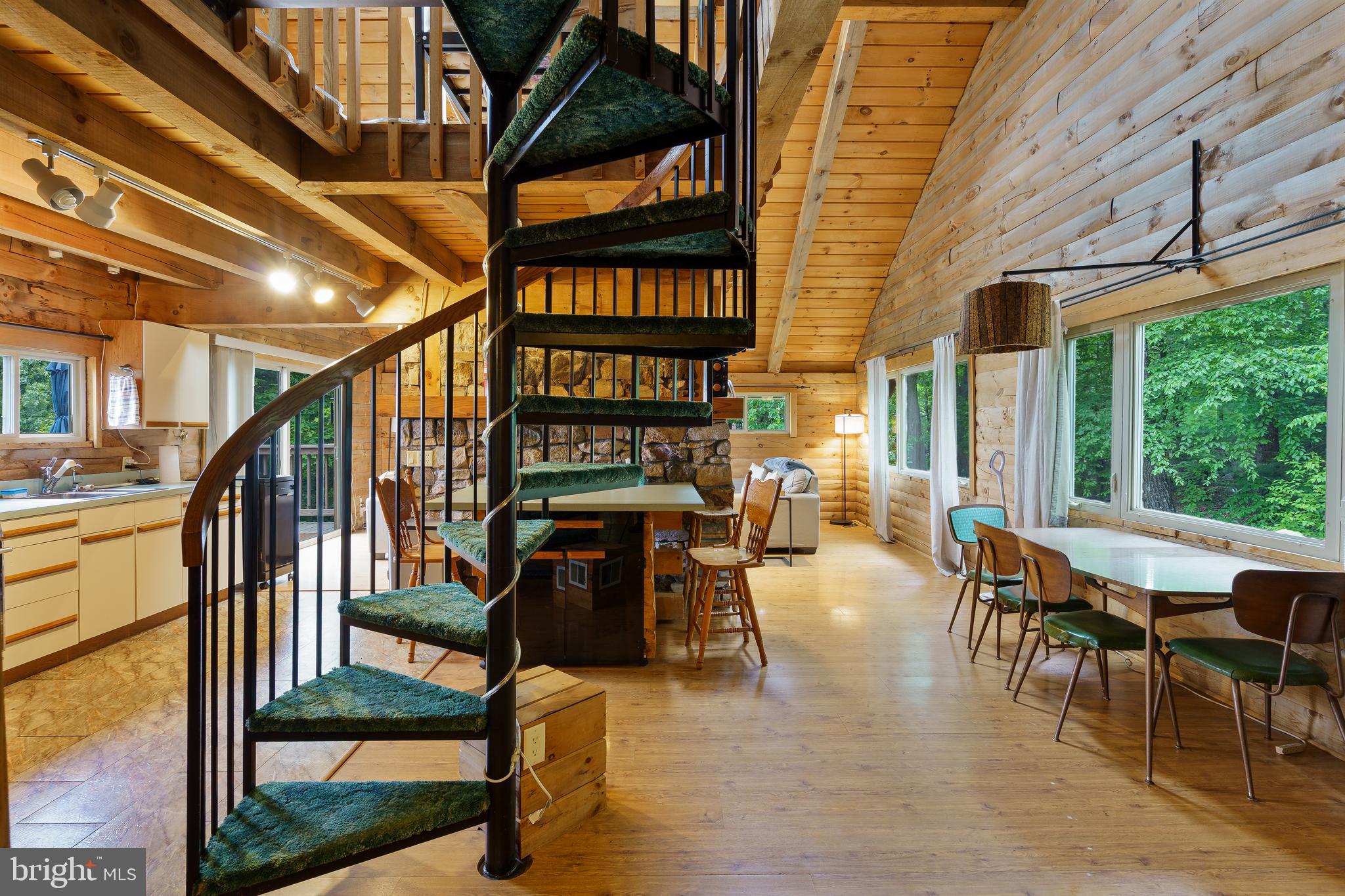 SPRUCE PINE HOLLOW - Residential