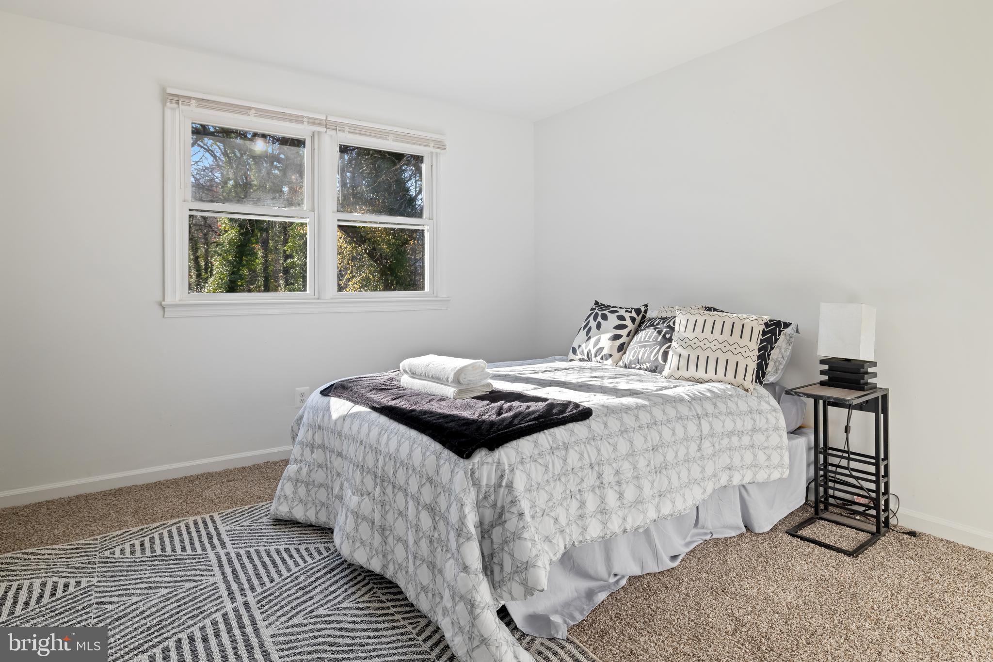 YORKSHIRE VILLAGE - Residential