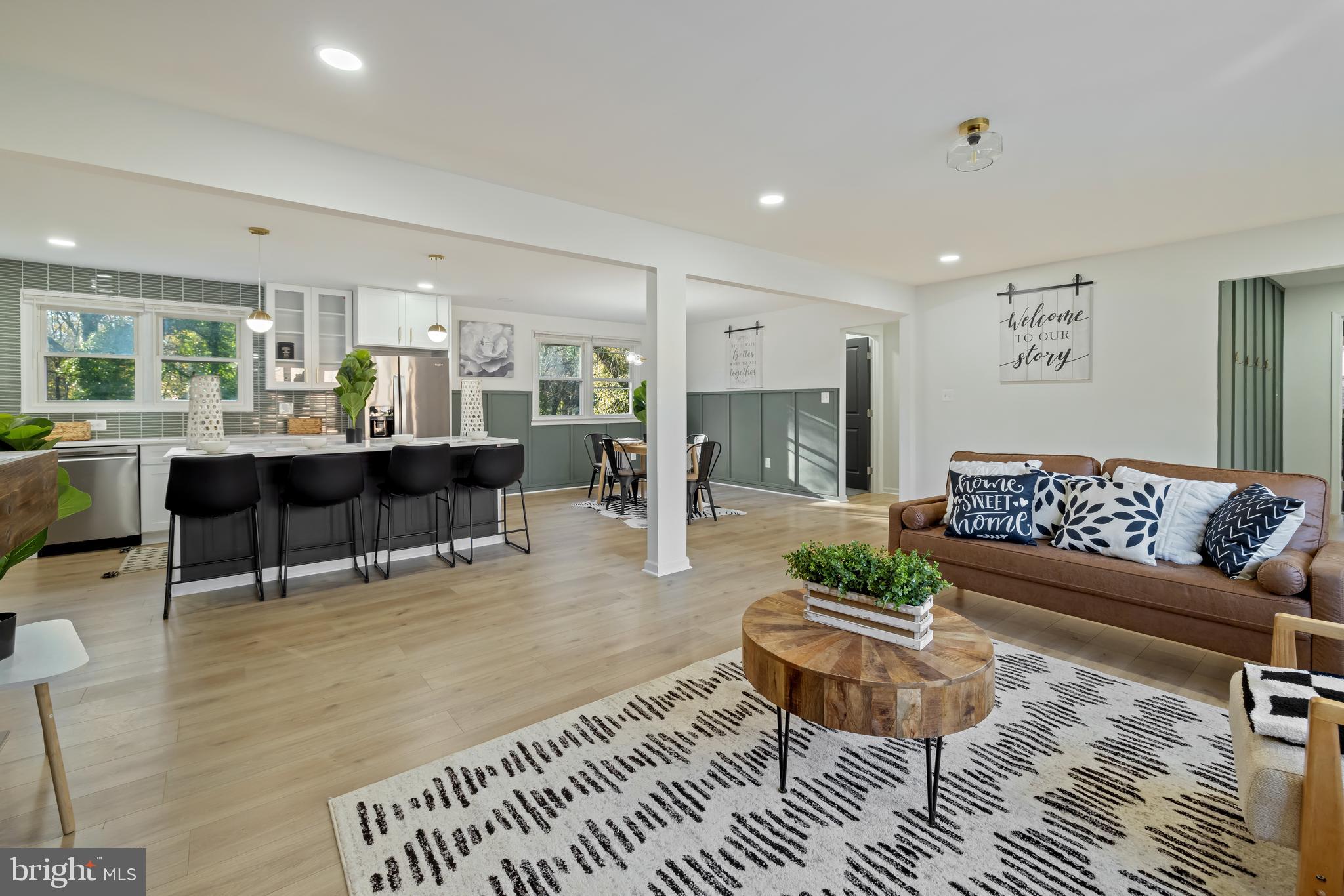 YORKSHIRE VILLAGE - Residential