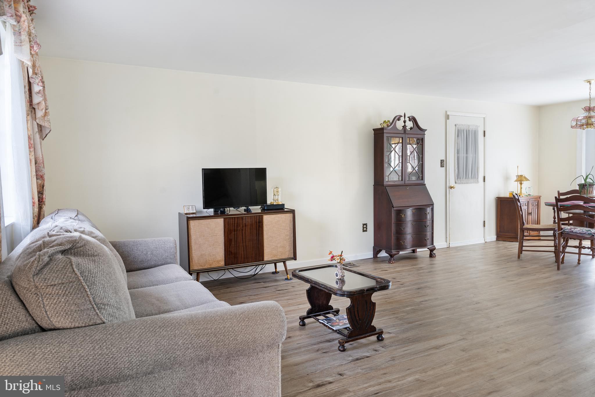 WARRENTON LAKES - Residential