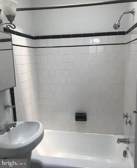 BELVEDERE - Residential Lease