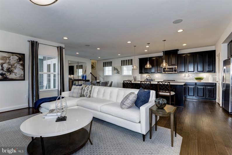 GREENLEIGH AT CROSSROADS - Residential