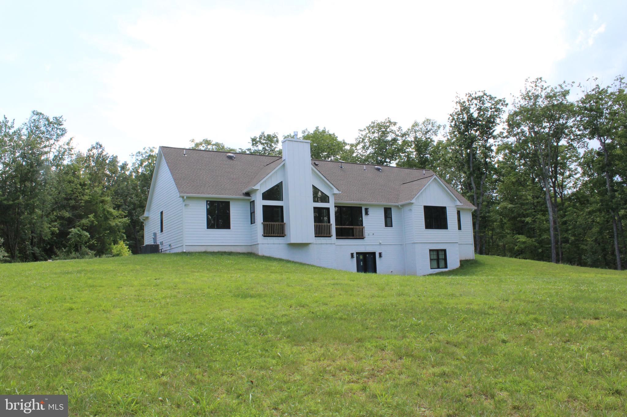3011 WINDSWEPT LANE