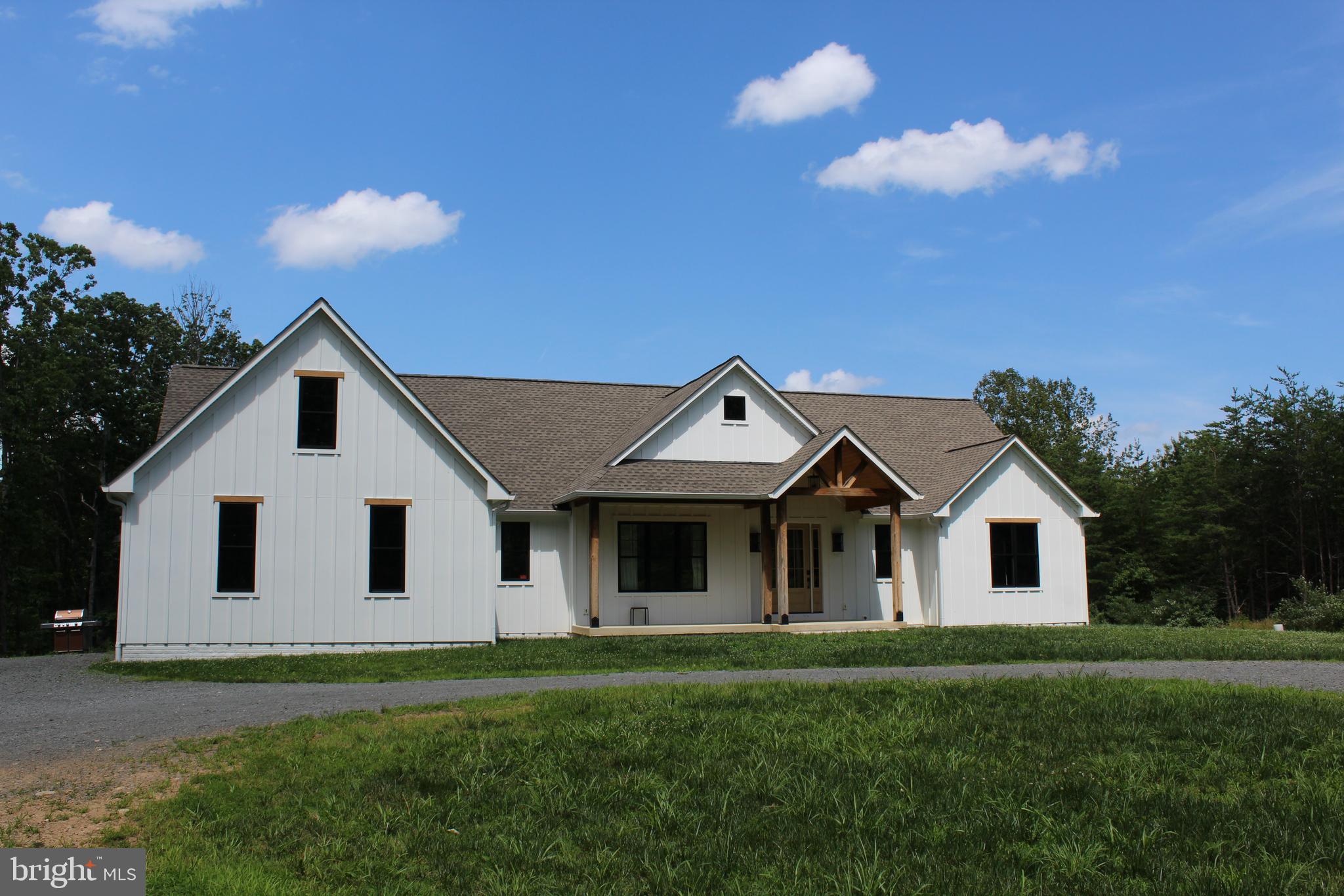 3011 WINDSWEPT LANE