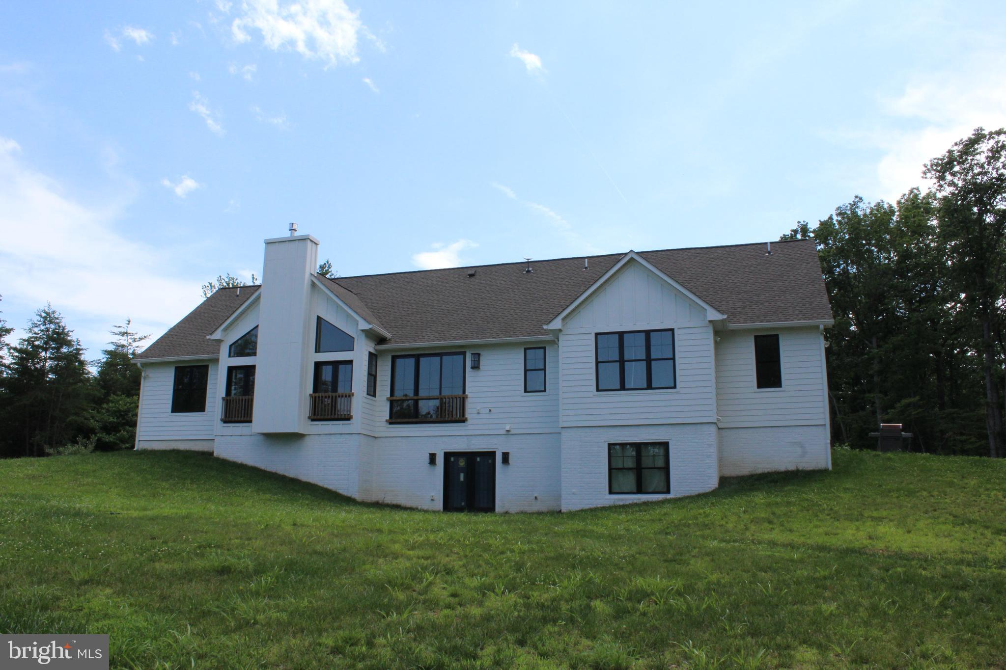 3011 WINDSWEPT LANE