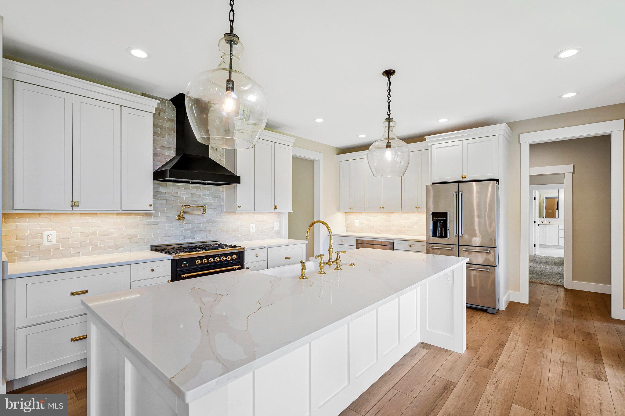 3011 WINDSWEPT LANE