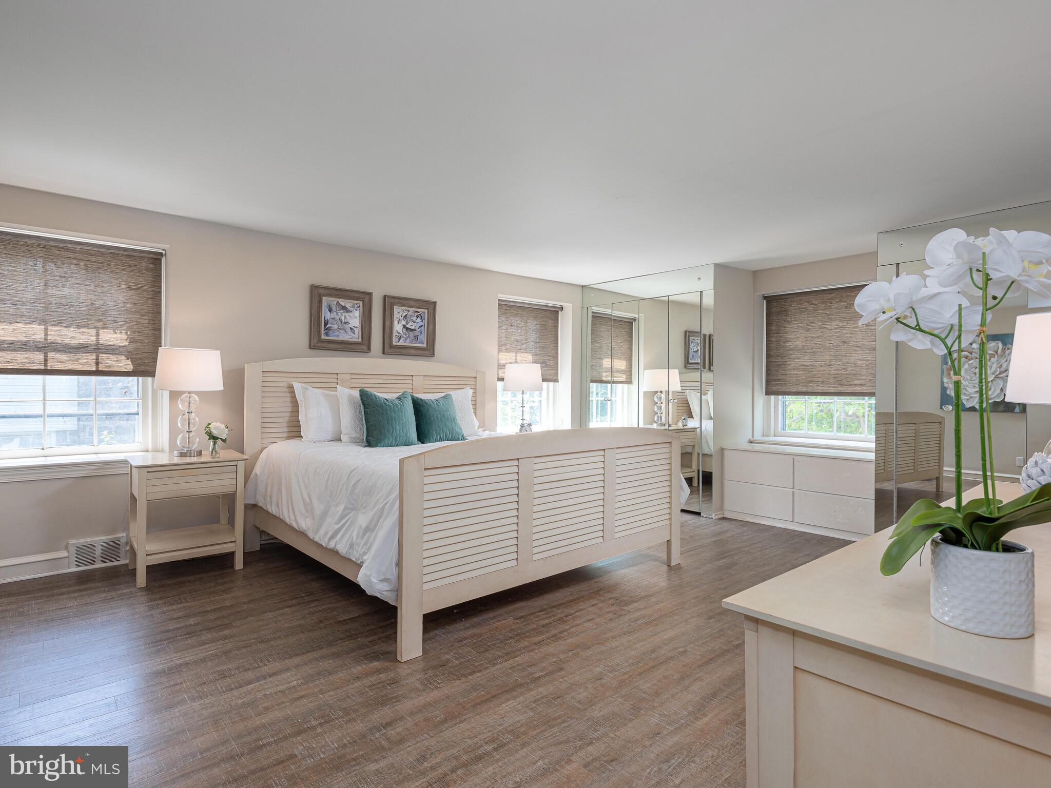 MERION STATION - Residential