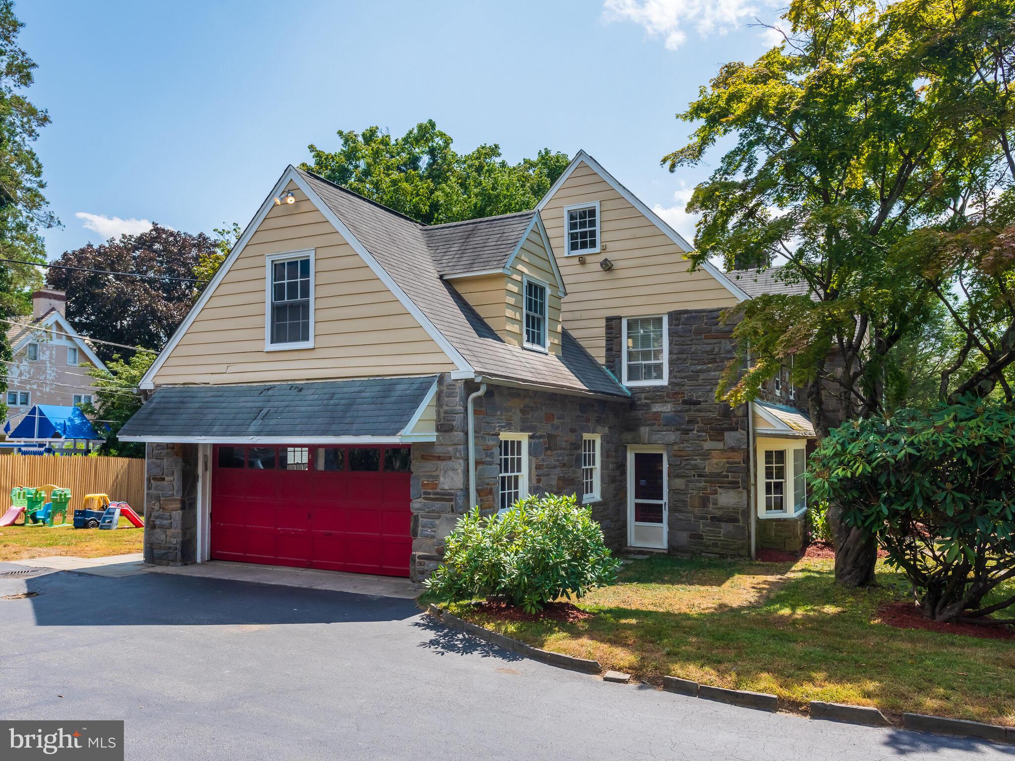 MERION STATION - Residential