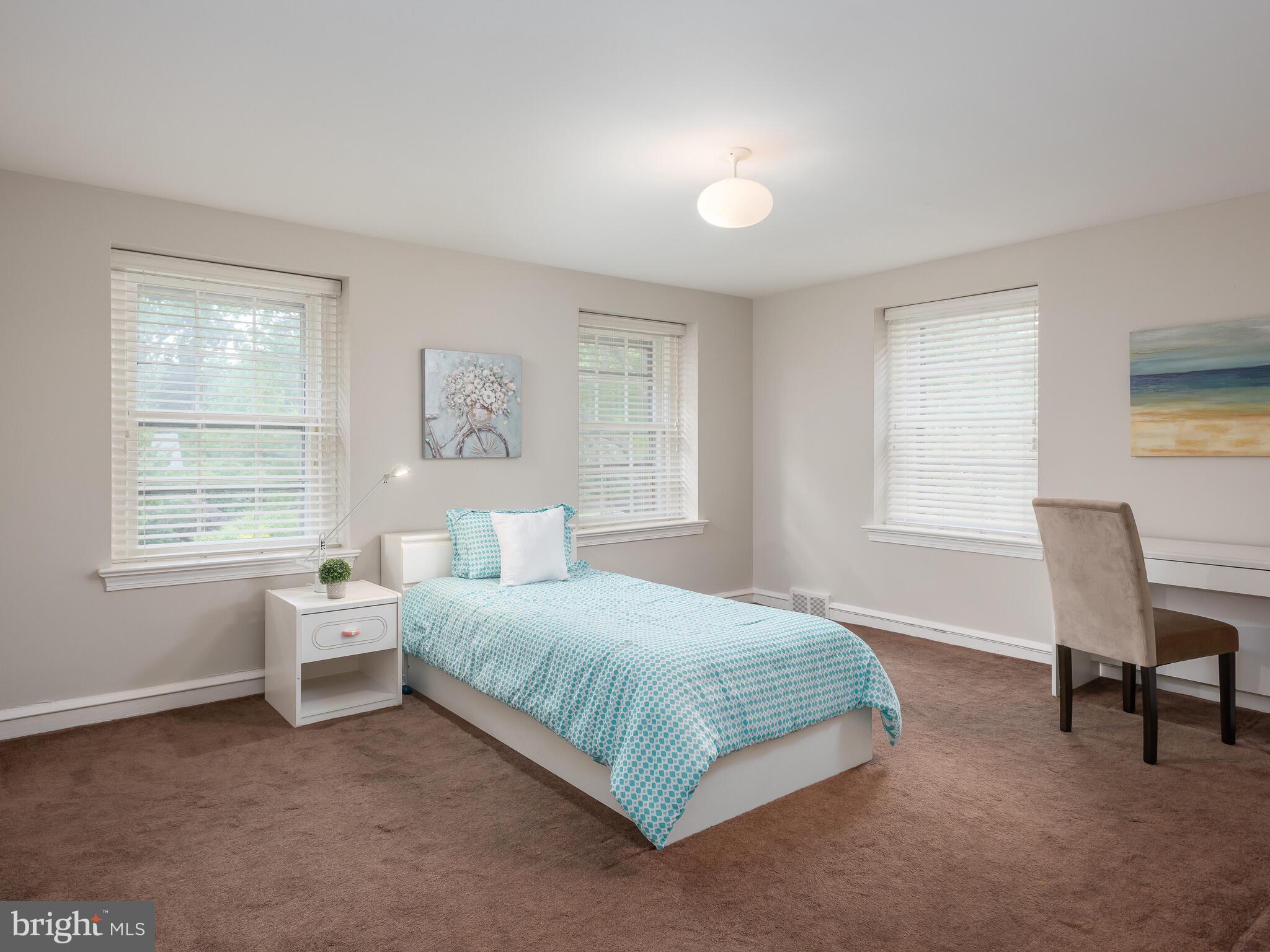 MERION STATION - Residential