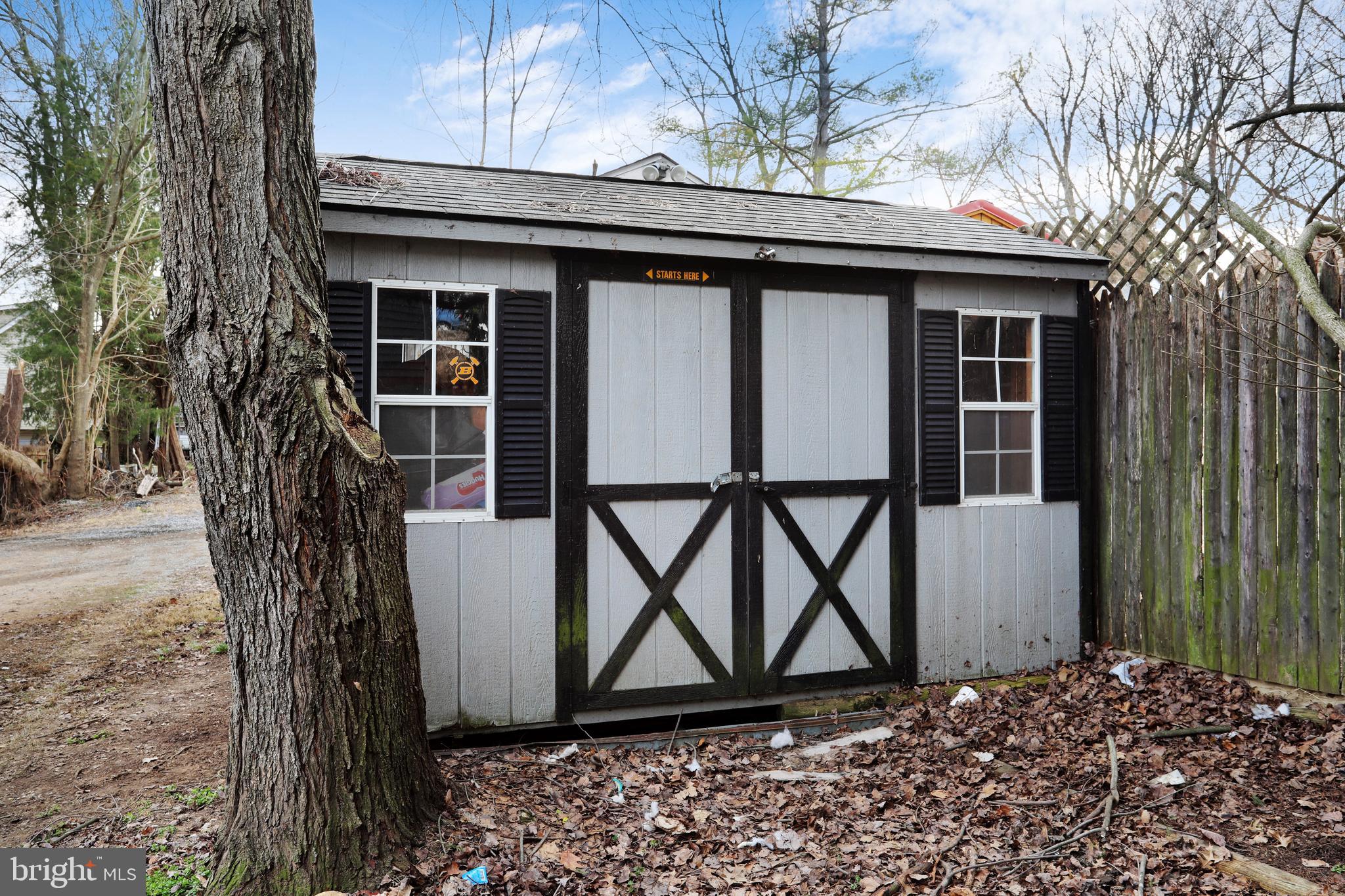 BRUNSWICK - Residential