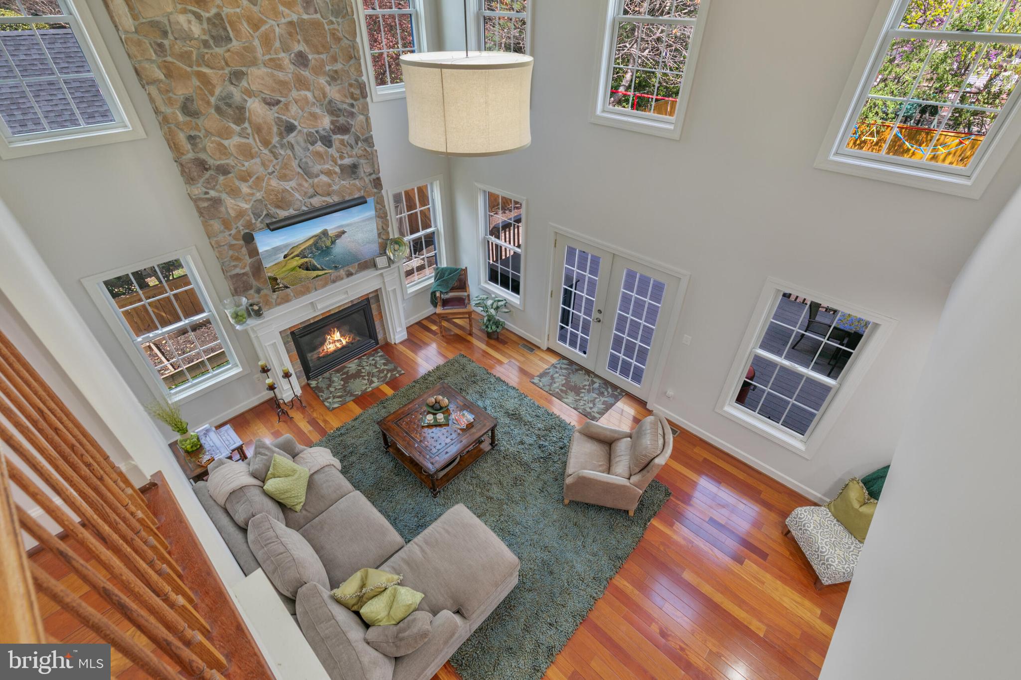 OVER LEE KNOLLS - Residential