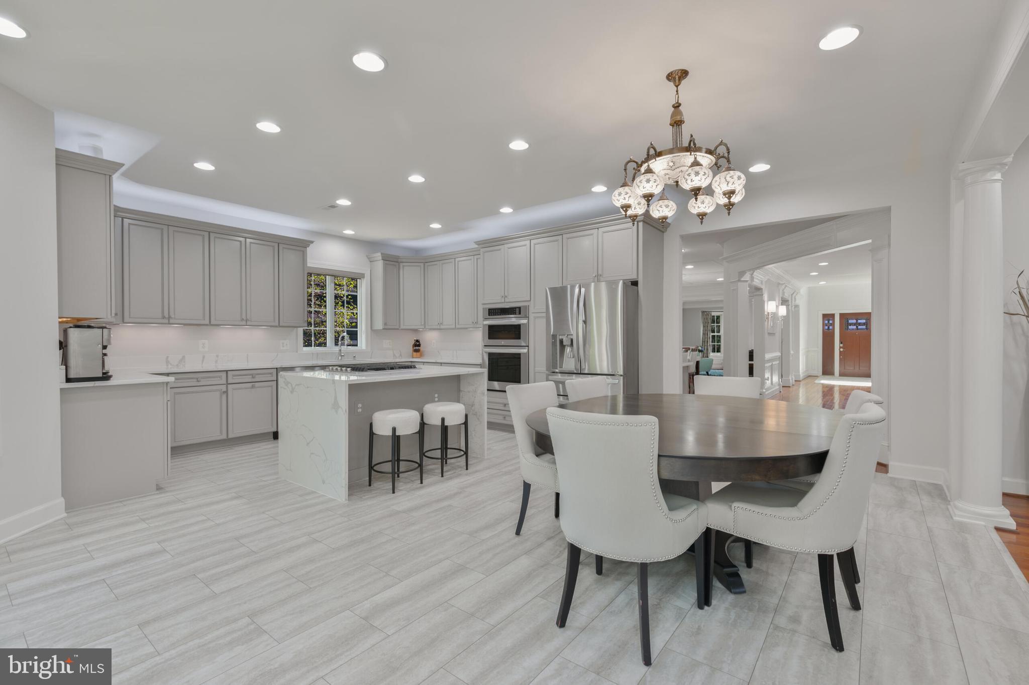 OVER LEE KNOLLS - Residential