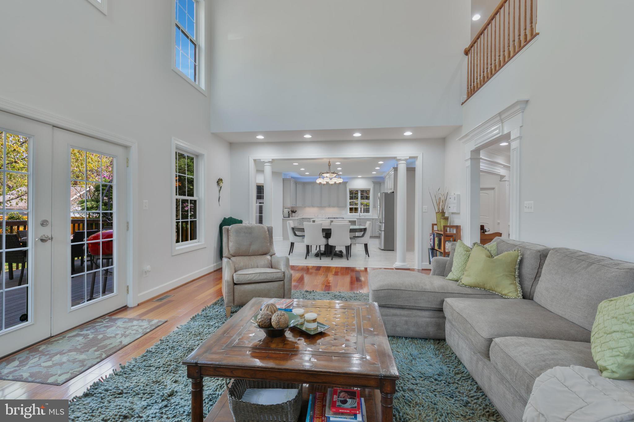 OVER LEE KNOLLS - Residential