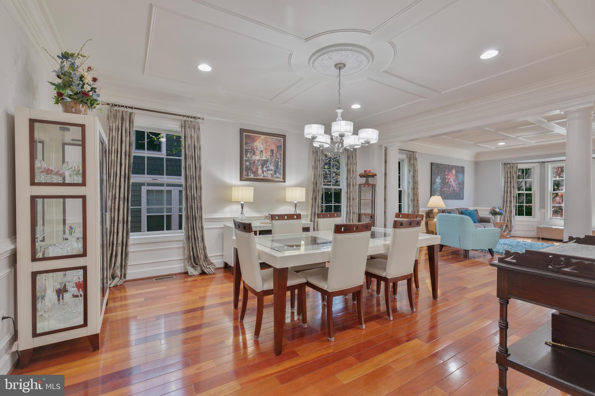 OVER LEE KNOLLS - Residential