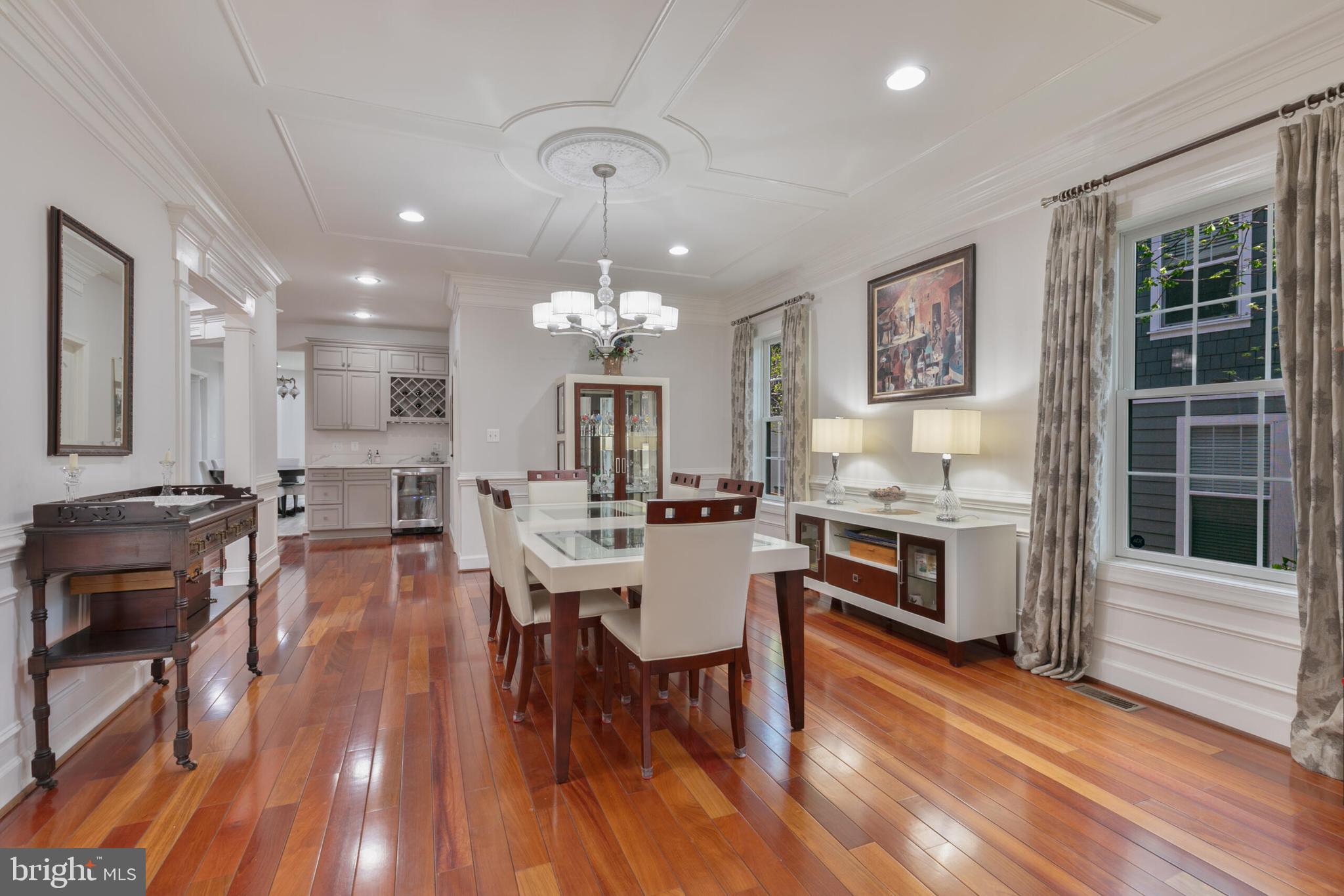 OVER LEE KNOLLS - Residential