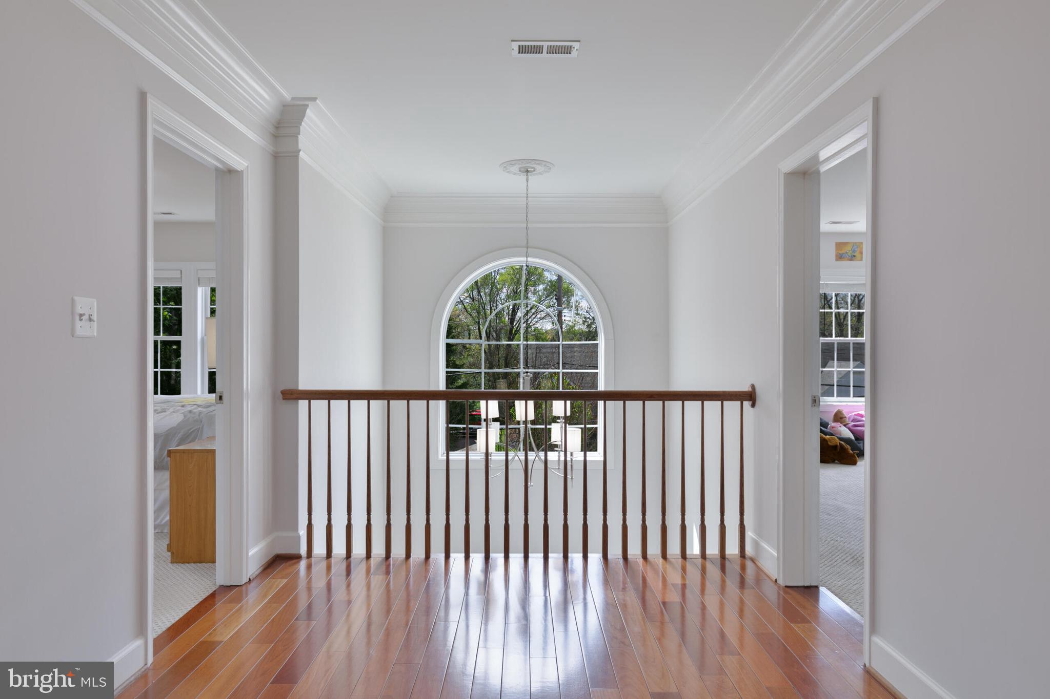 OVER LEE KNOLLS - Residential