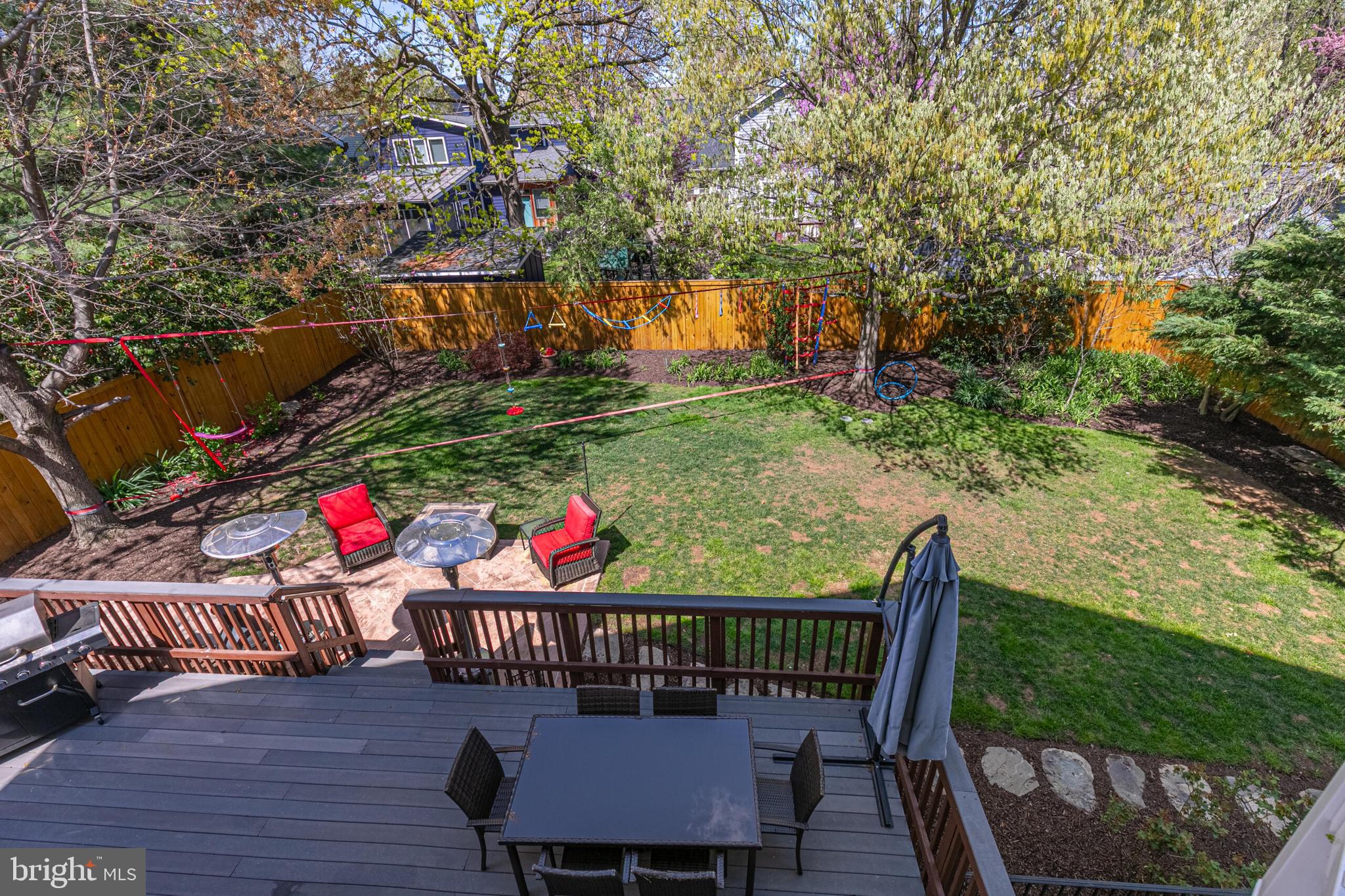 OVER LEE KNOLLS - Residential