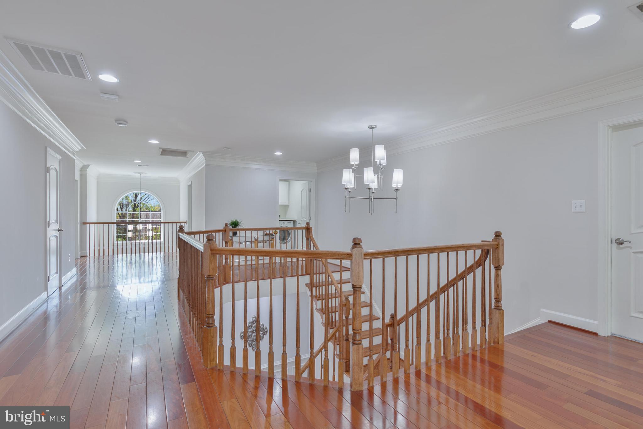 OVER LEE KNOLLS - Residential