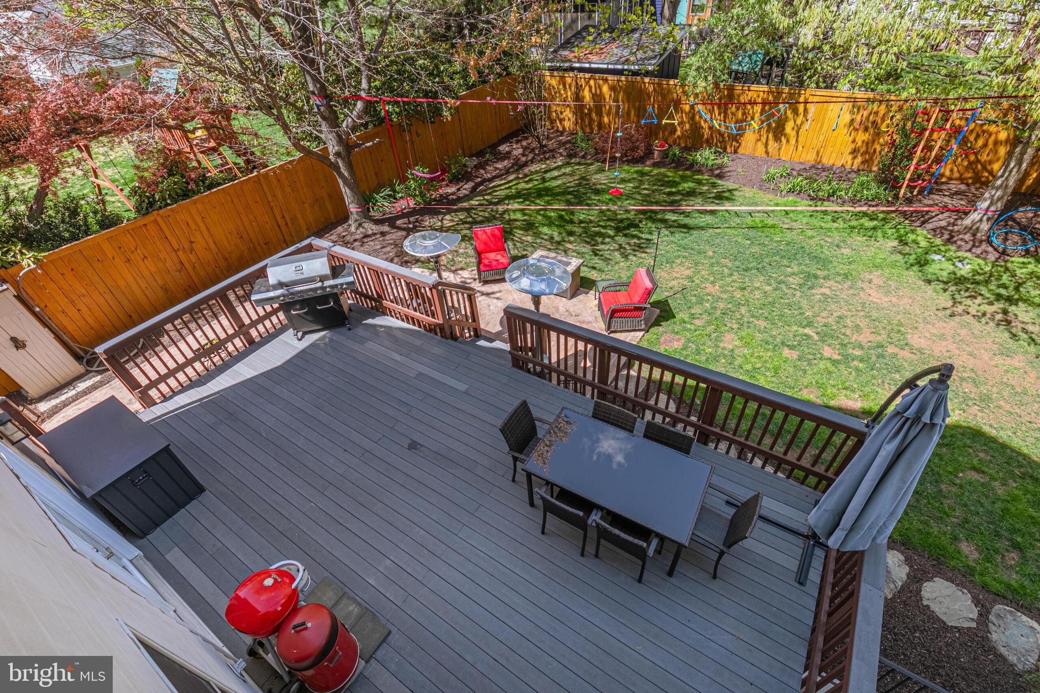 OVER LEE KNOLLS - Residential