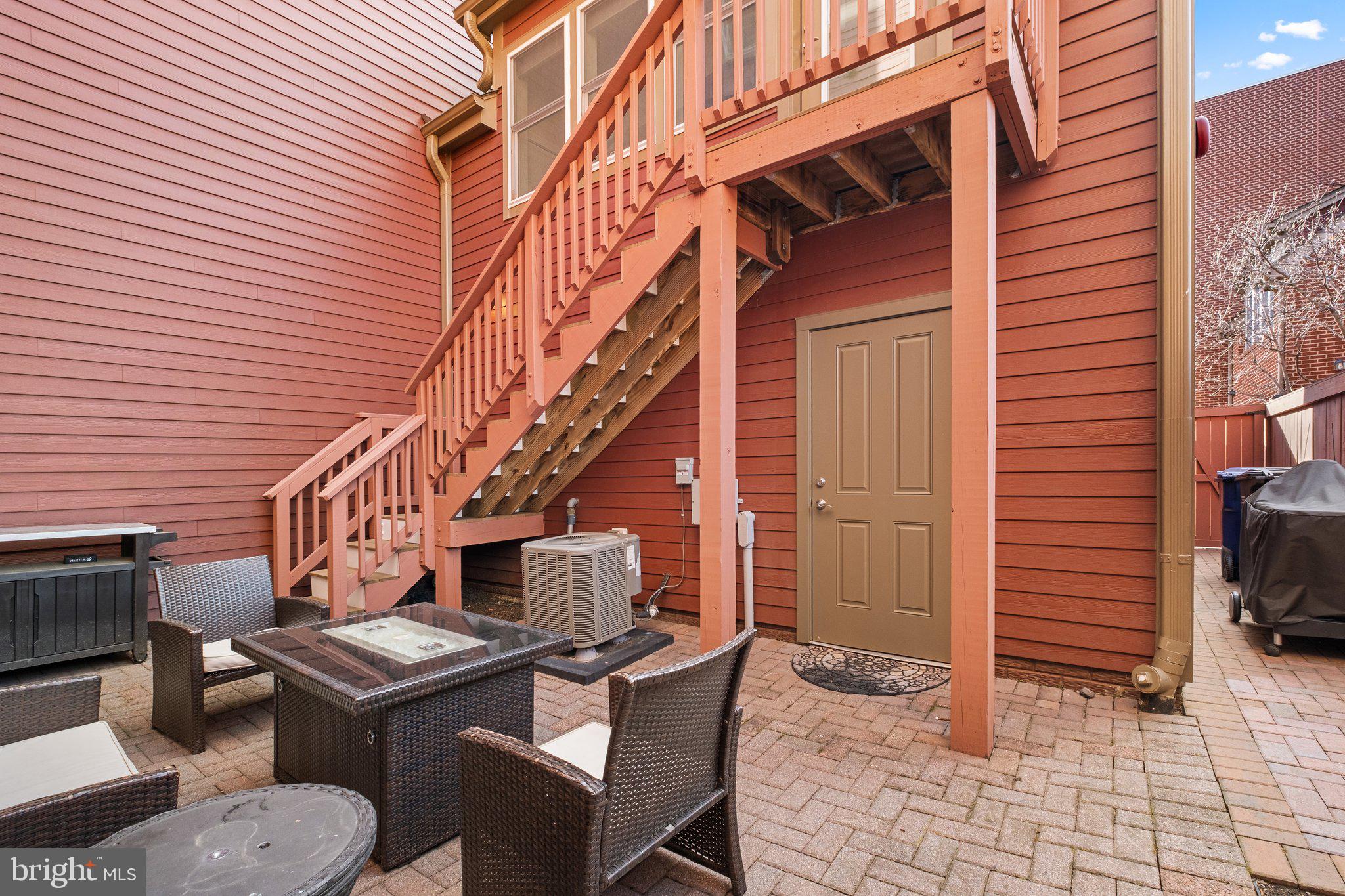 POTOMAC YARD - Residential