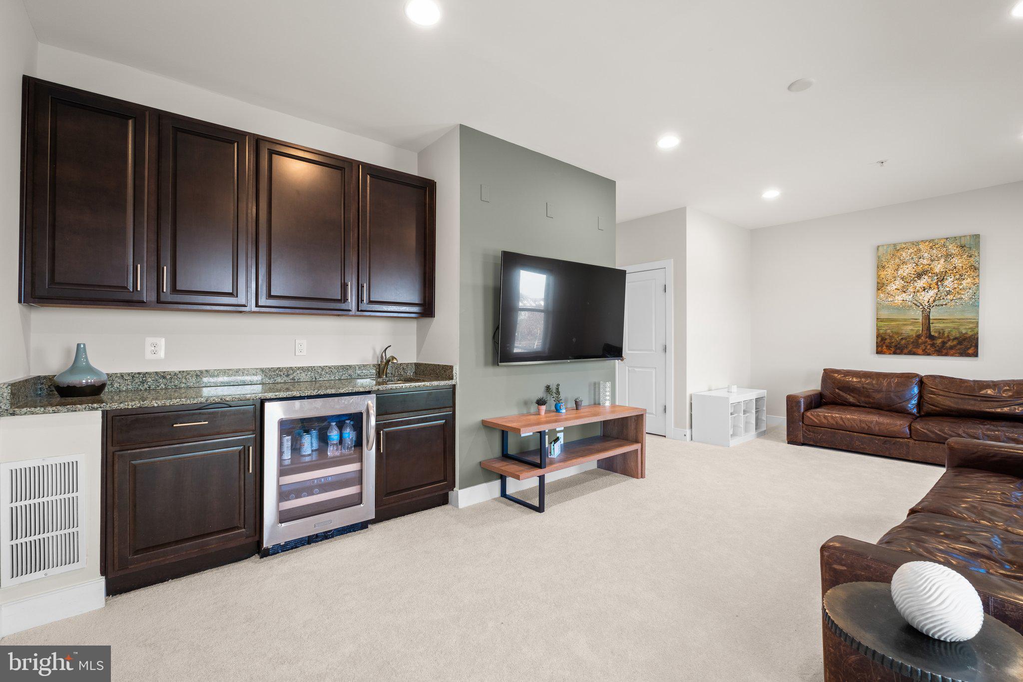 POTOMAC YARD - Residential