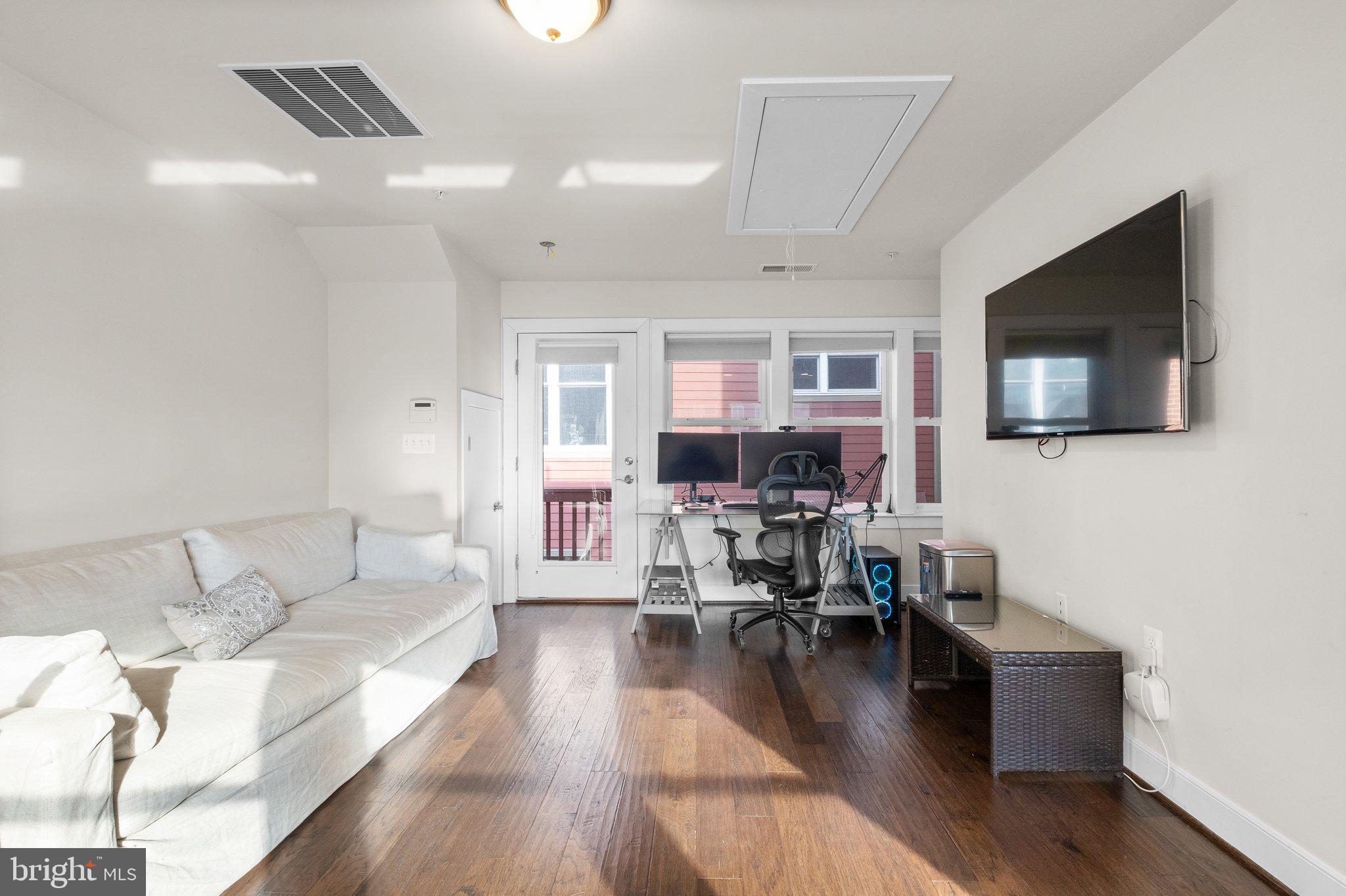 POTOMAC YARD - Residential