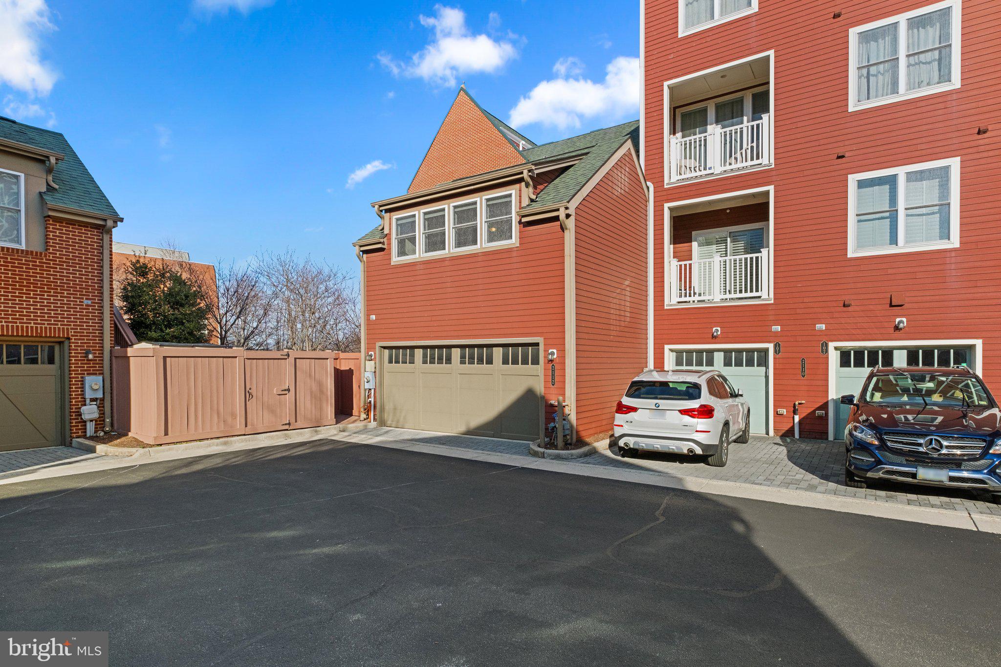 POTOMAC YARD - Residential