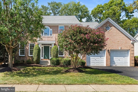 Photo of 1944 Lord Fairfax Road, VIENNA, VA 22182 (MLS # VAFX2337618)