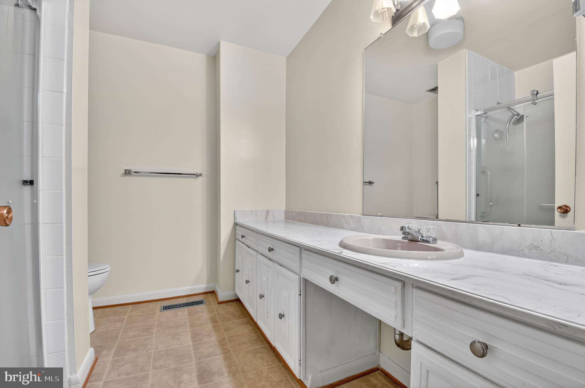 MONTGOMERY MUTUAL COOP - Residential