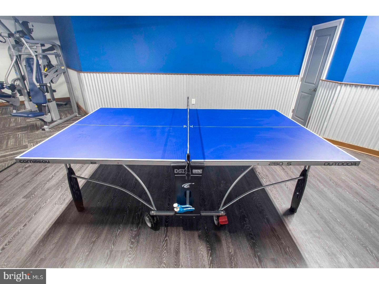 ART MUSEUM AREA - Residential Lease