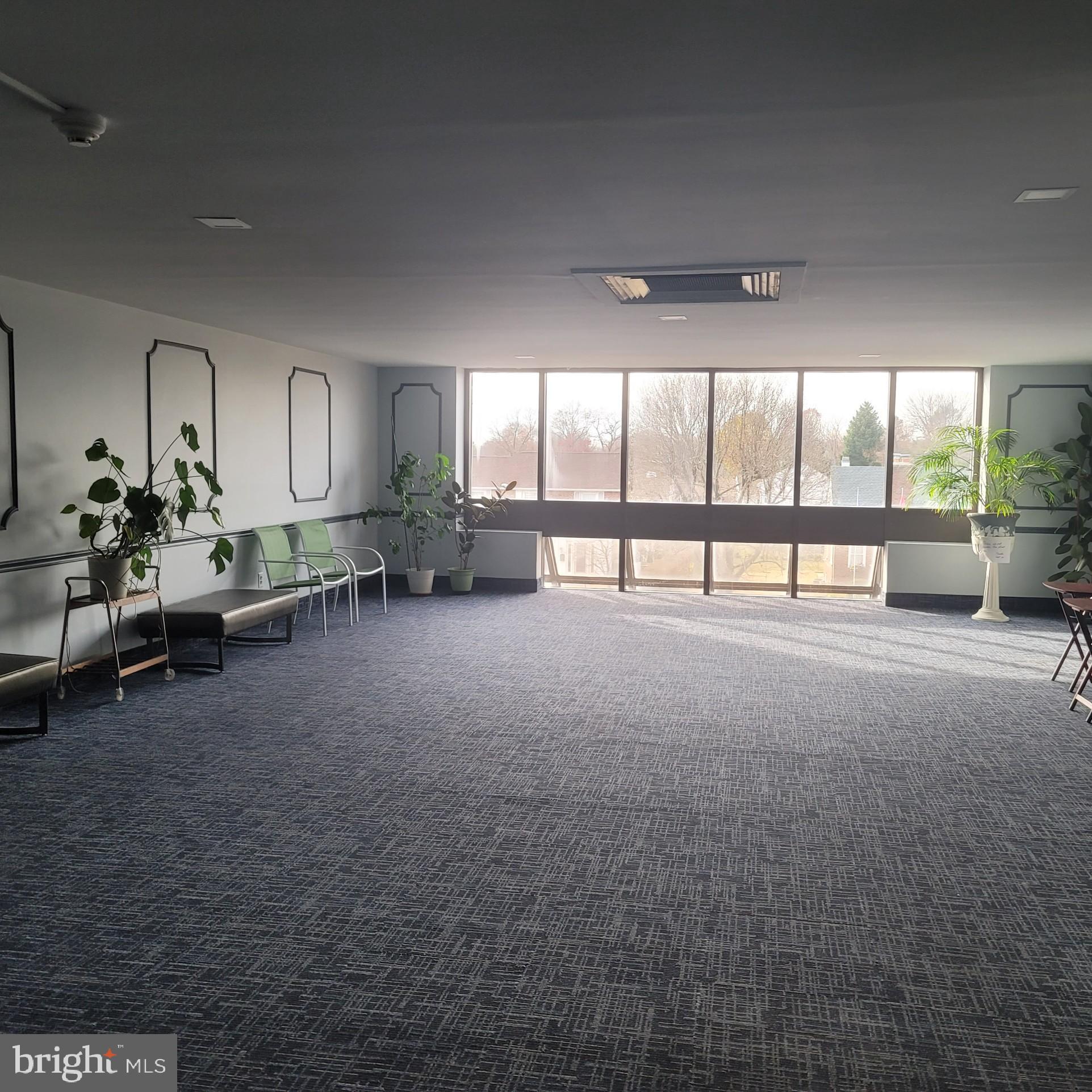 EXCELSIOR MID-RISE - Residential