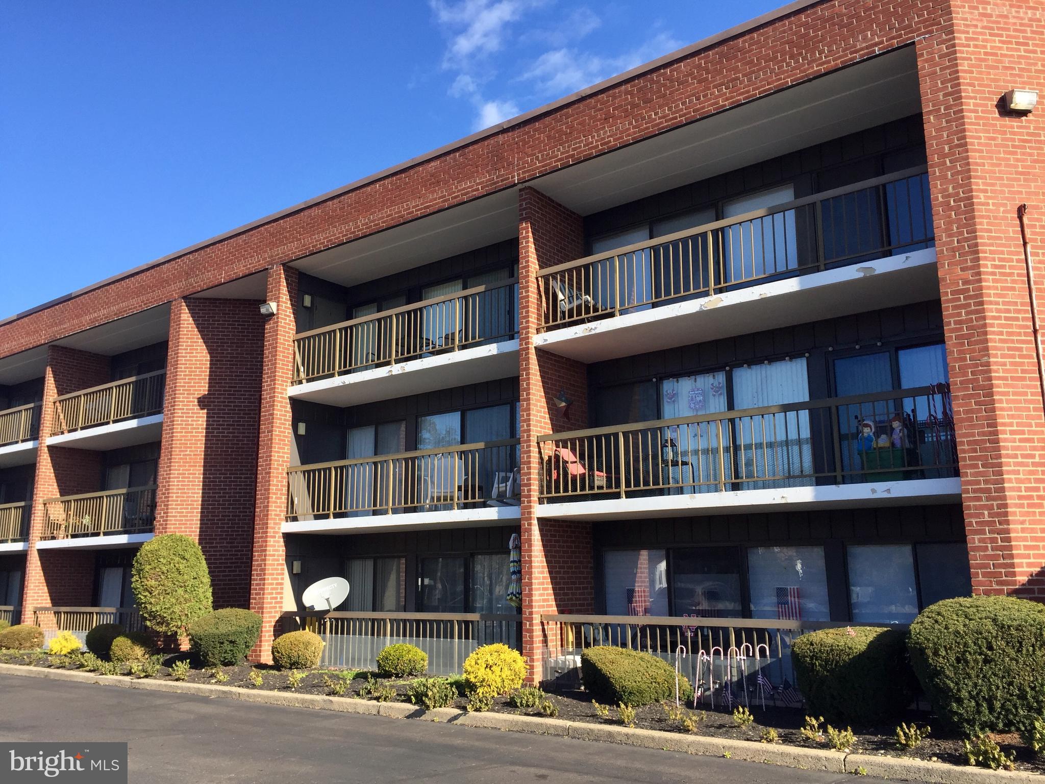 EXCELSIOR MID-RISE - Residential