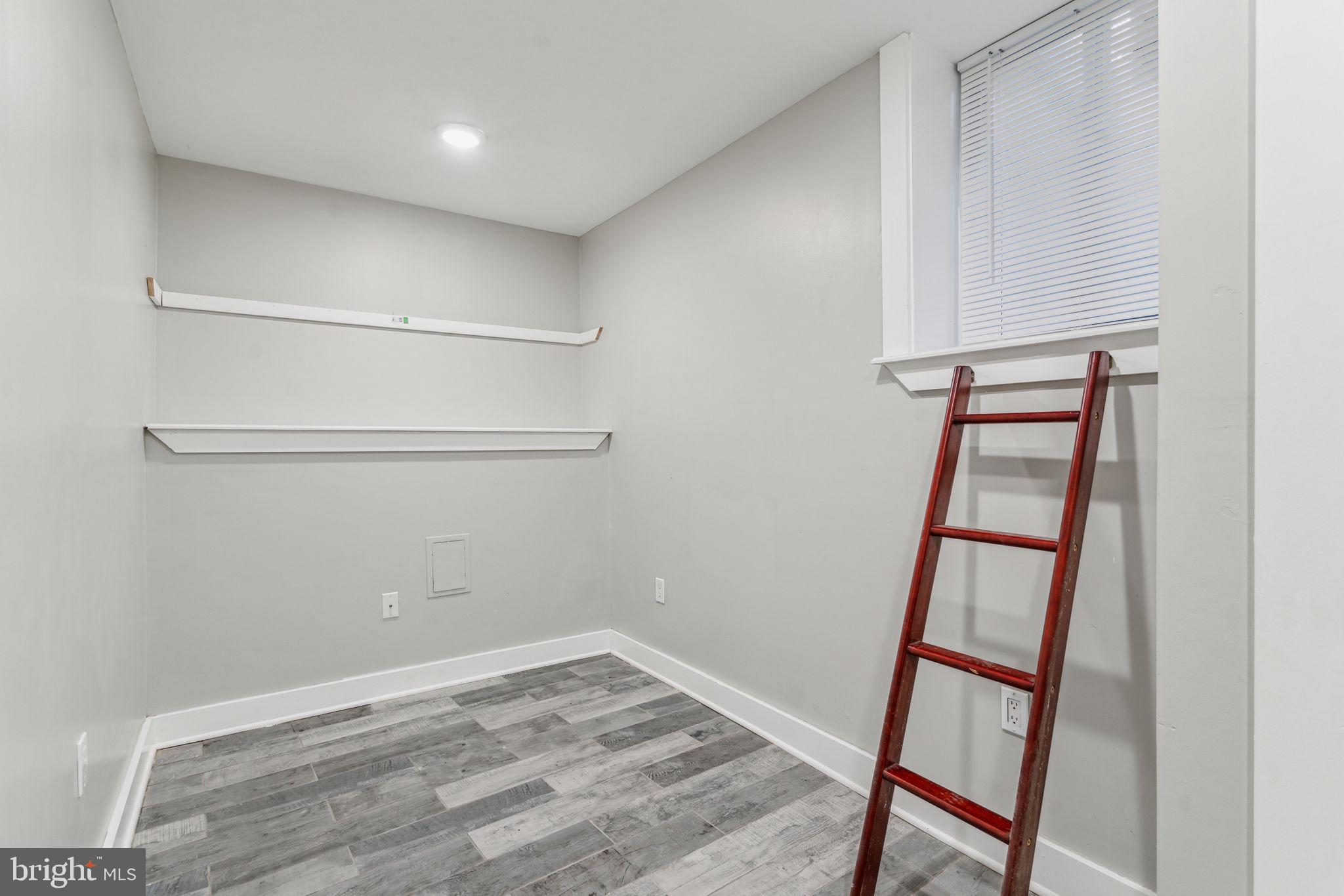 ALLEGHENY WEST - Residential