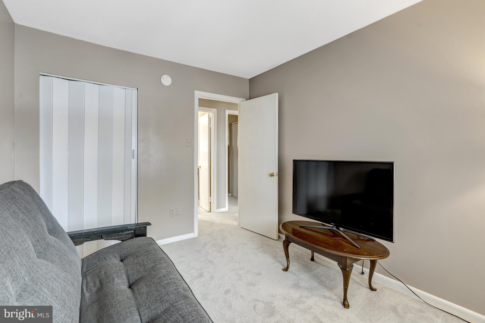 PINEWOOD PARK - Residential