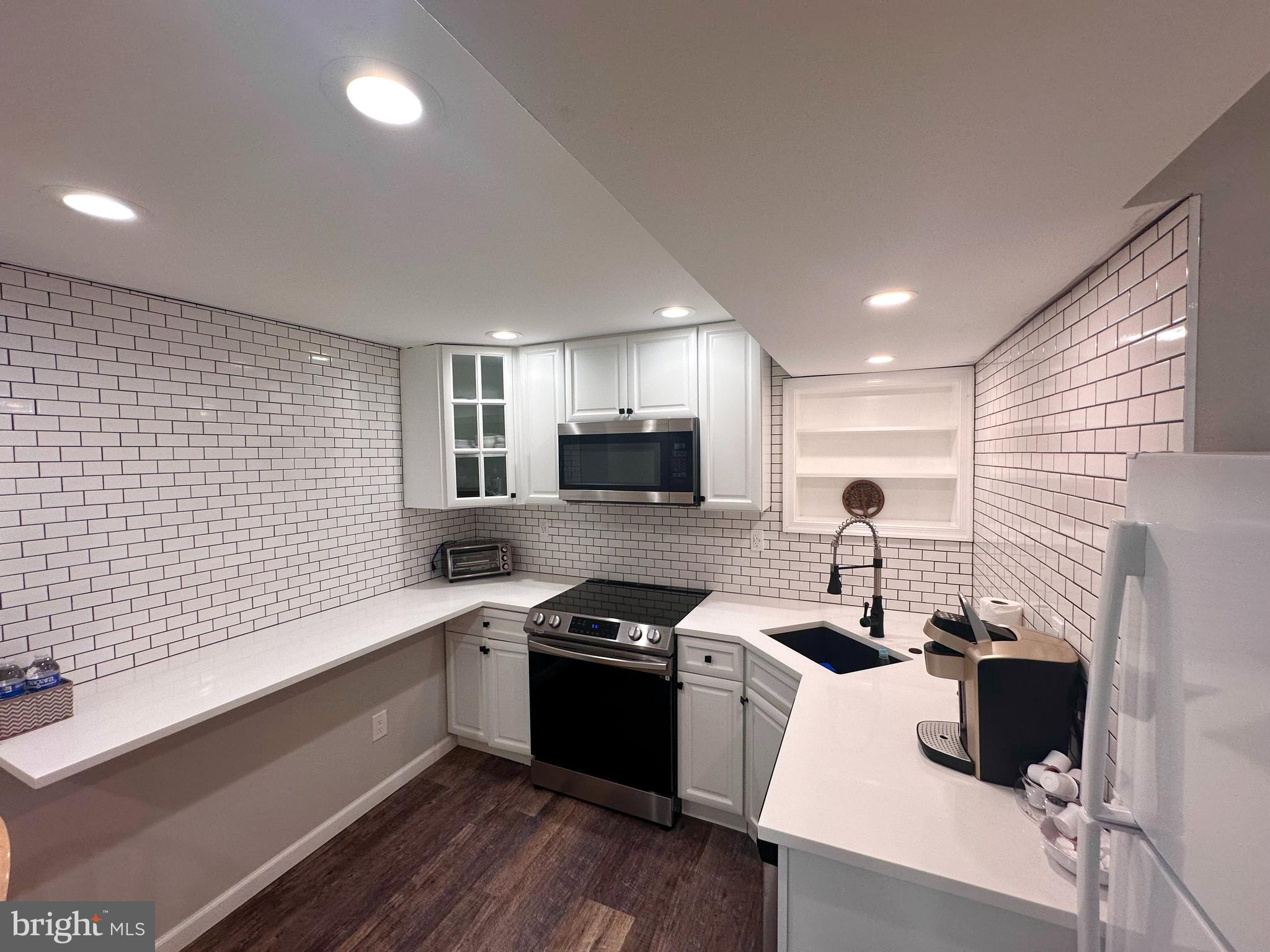 WYNNEWOOD - Residential