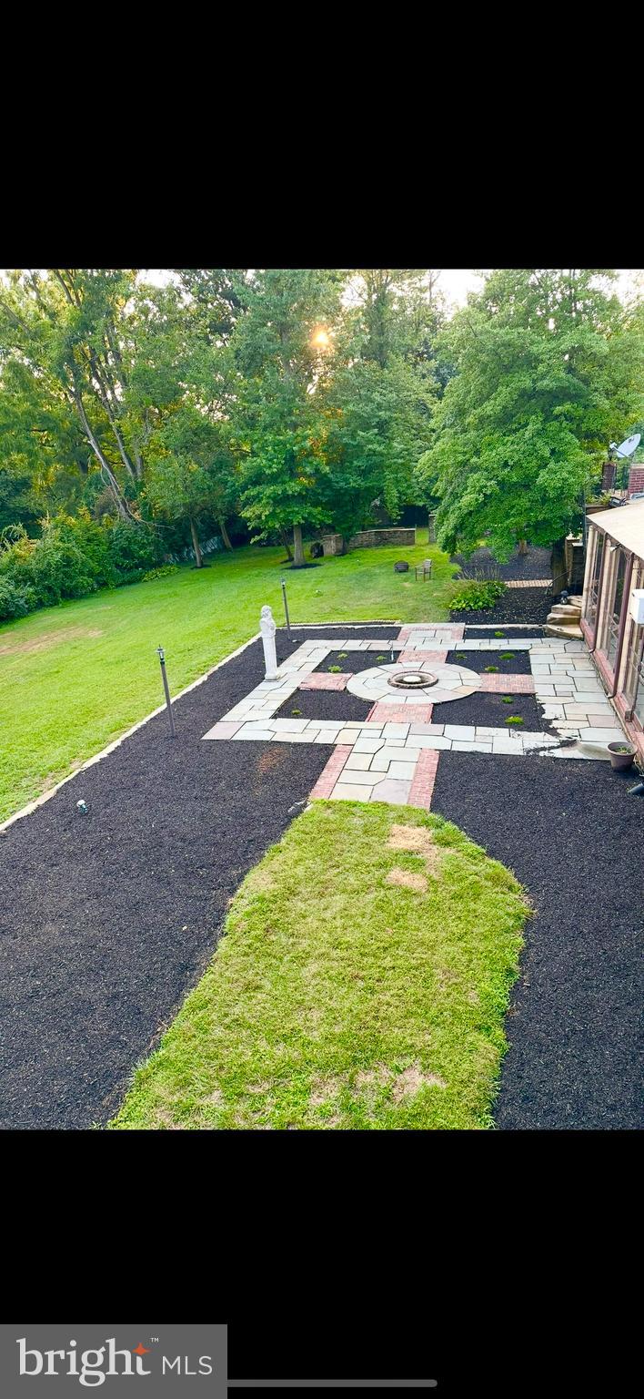 WYNNEWOOD - Residential