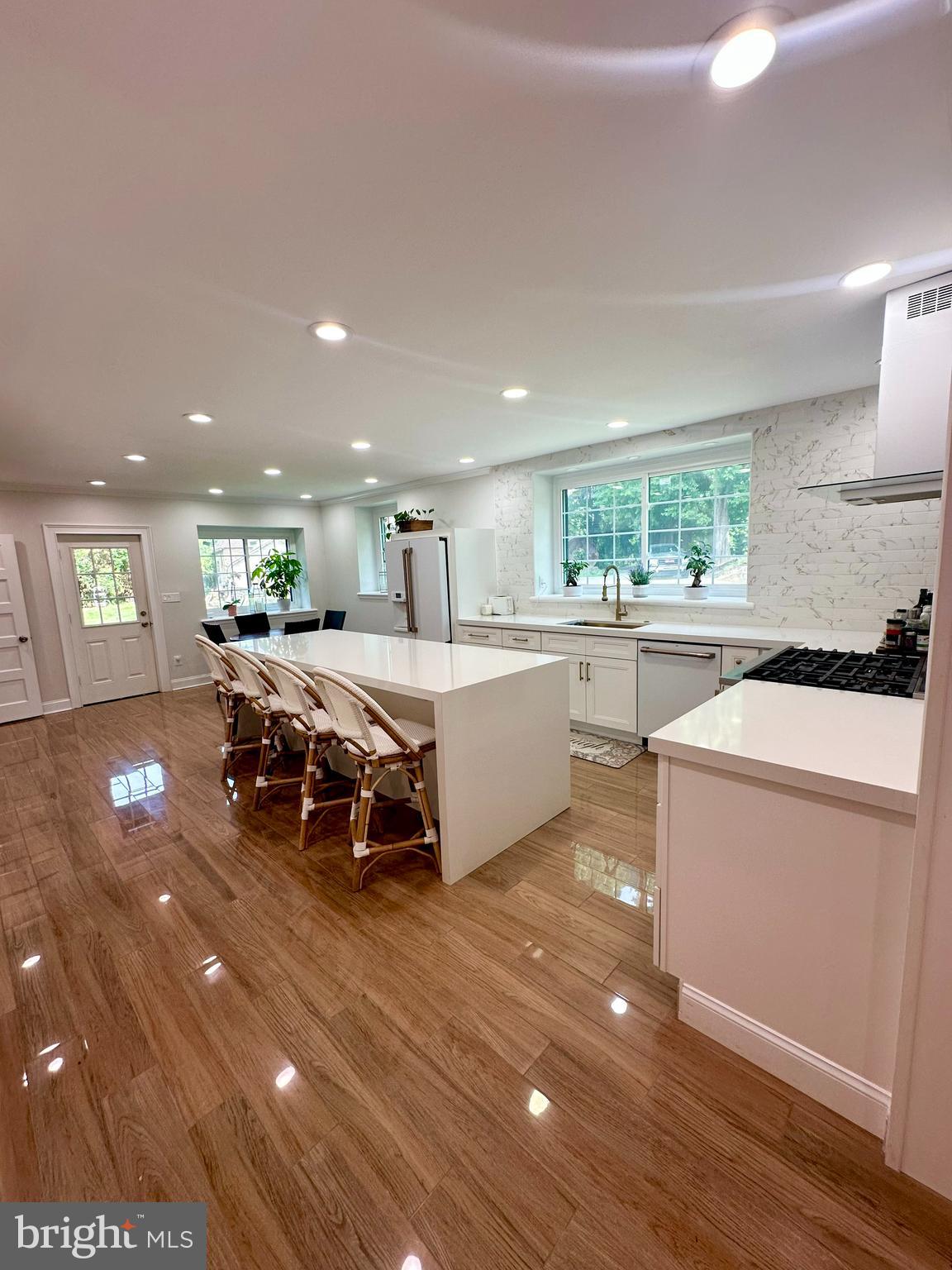 WYNNEWOOD - Residential